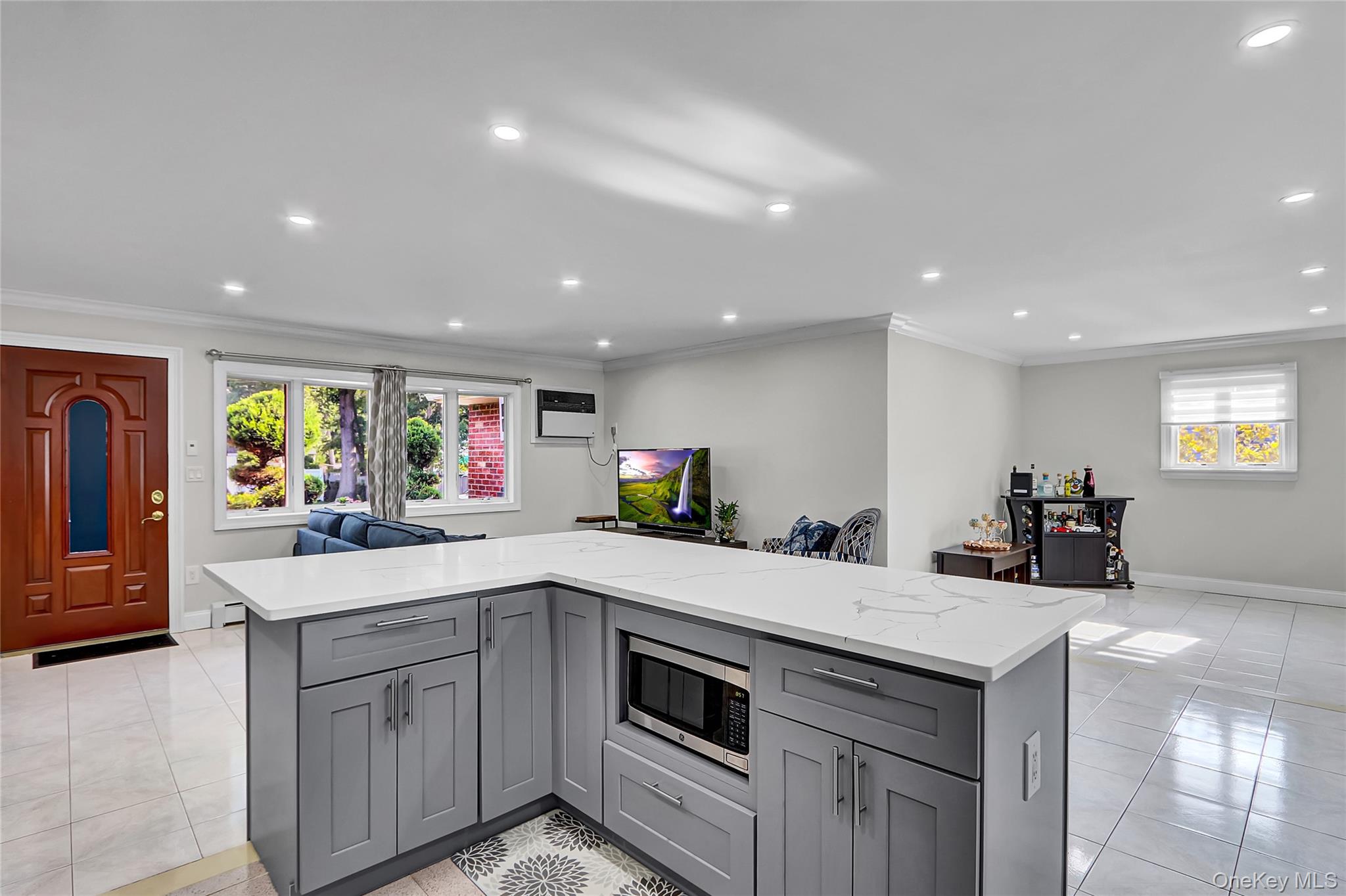 176 N Elm Street, Massapequa, NY 11758