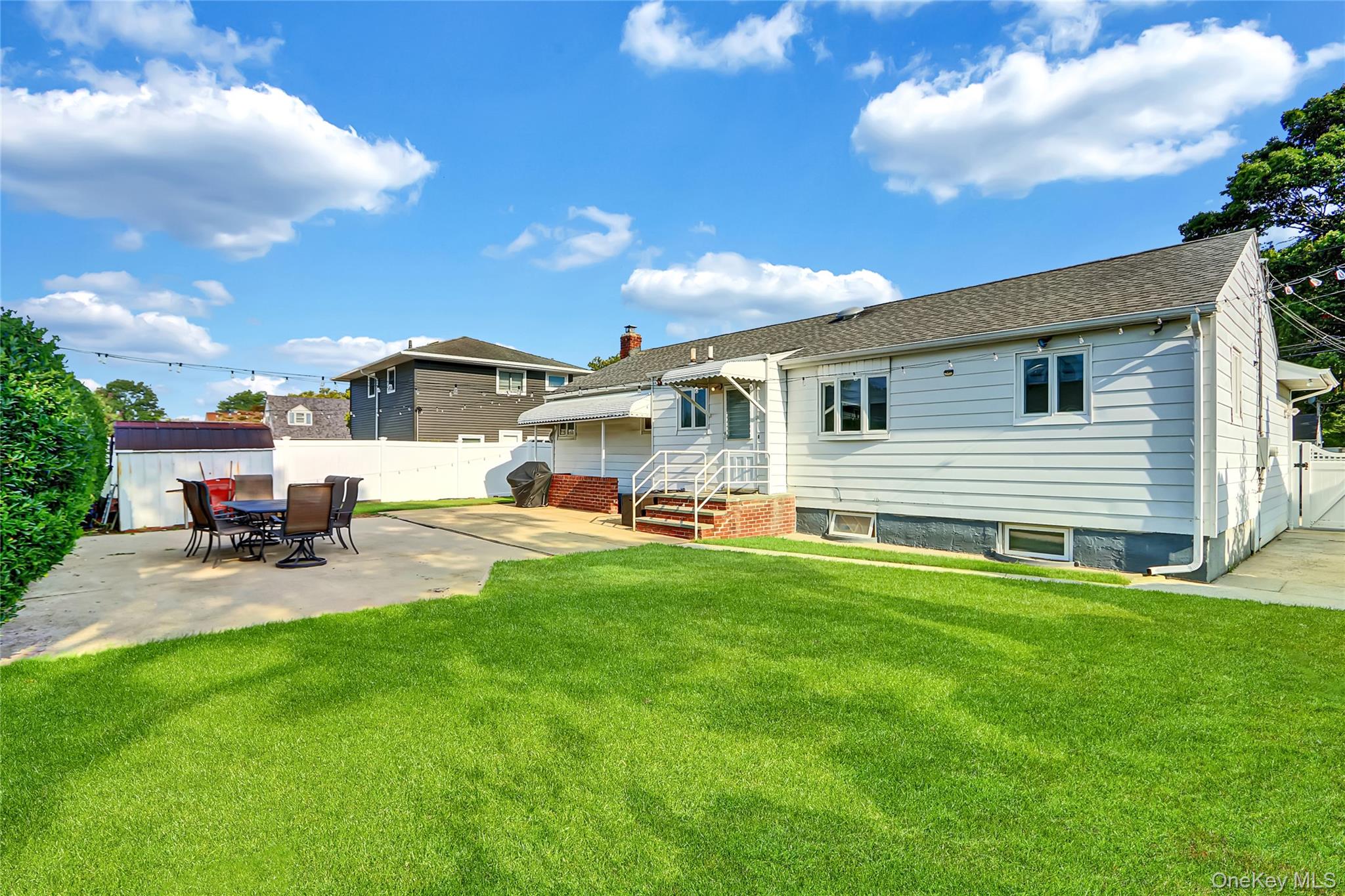 176 N Elm Street, Massapequa, NY 11758