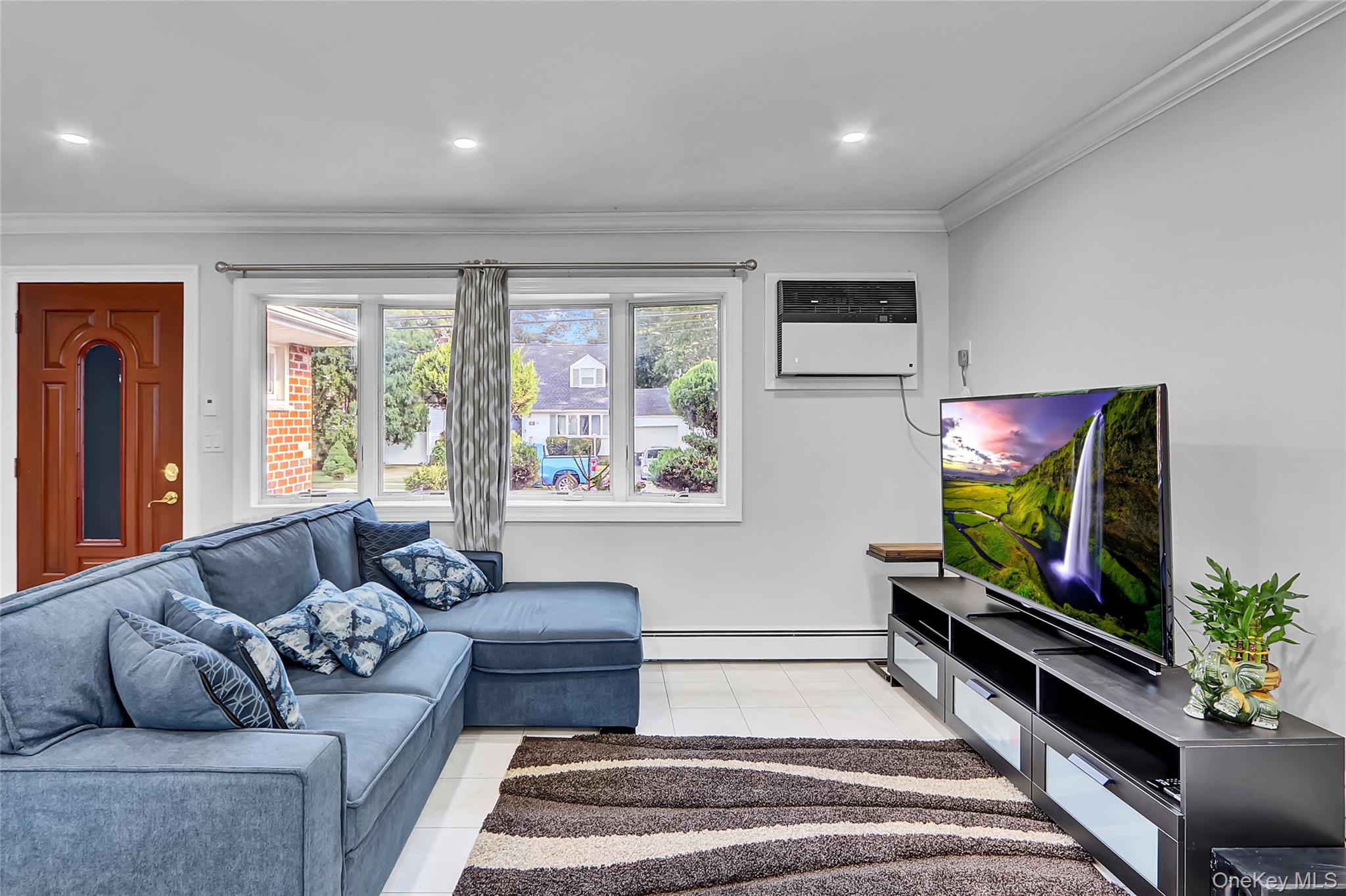 176 N Elm Street, Massapequa, NY 11758