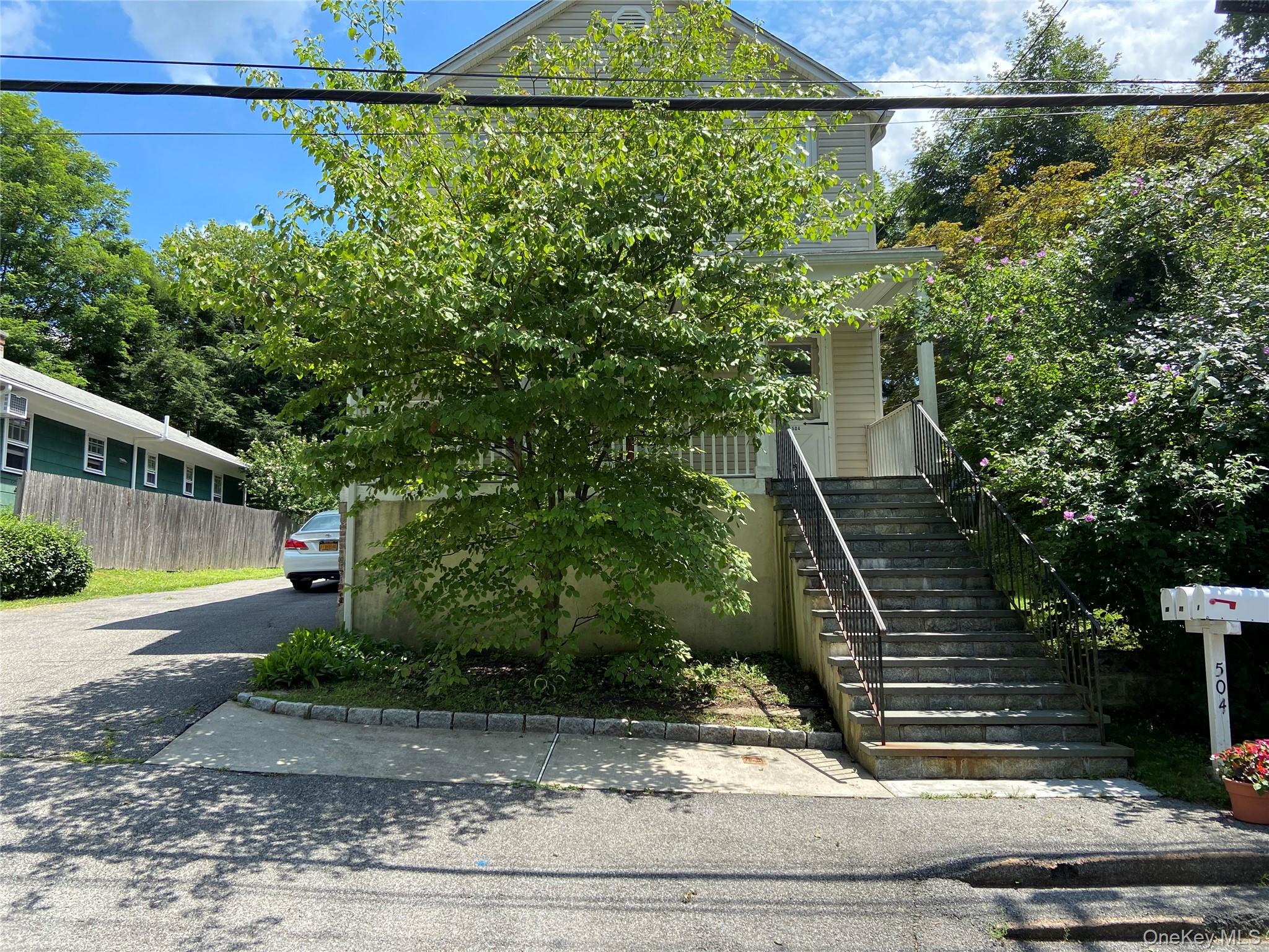 504 Manhattan Avenue, Hawthorne, NY 10532