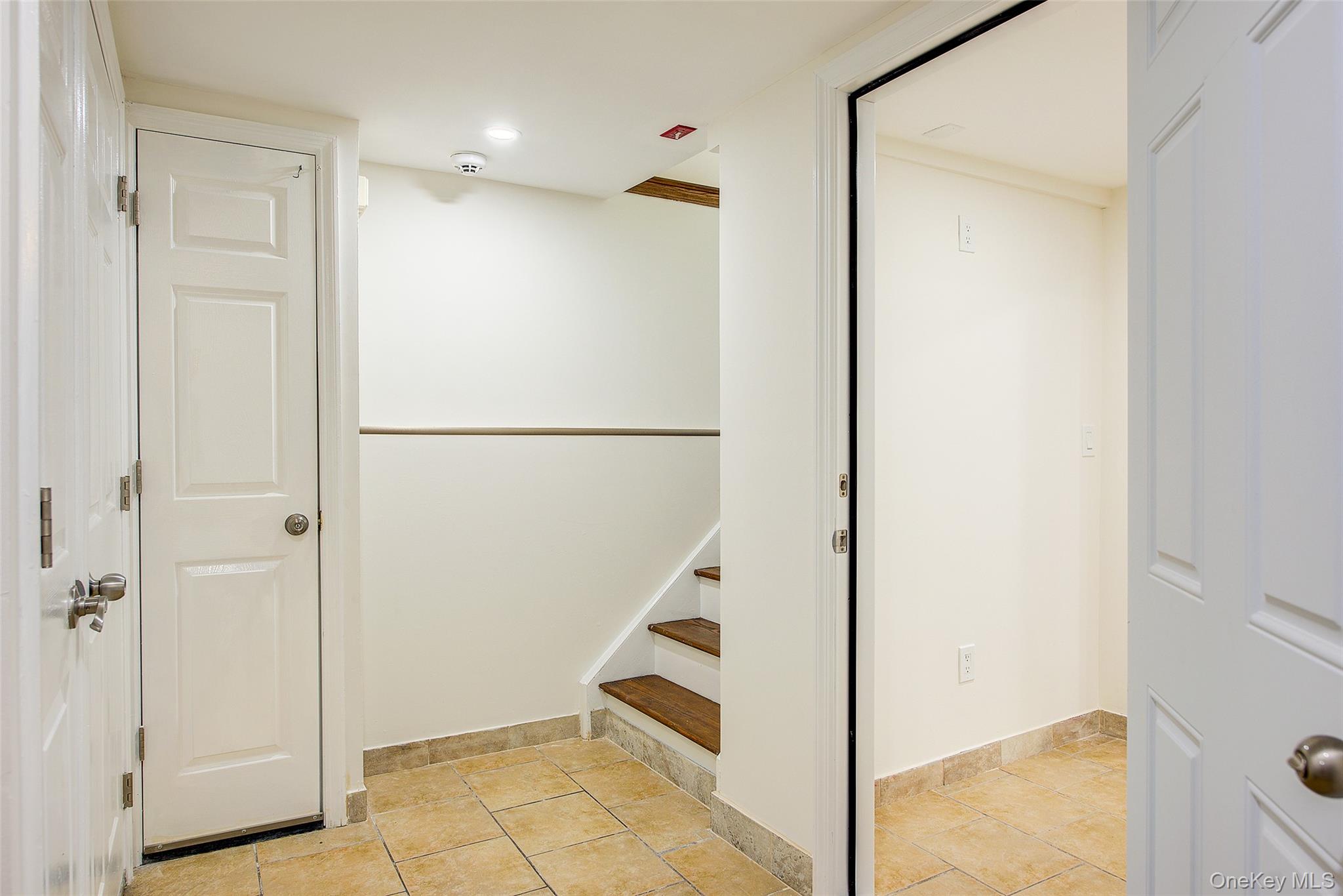 92-24 218 Street, Queens Village, NY 11428