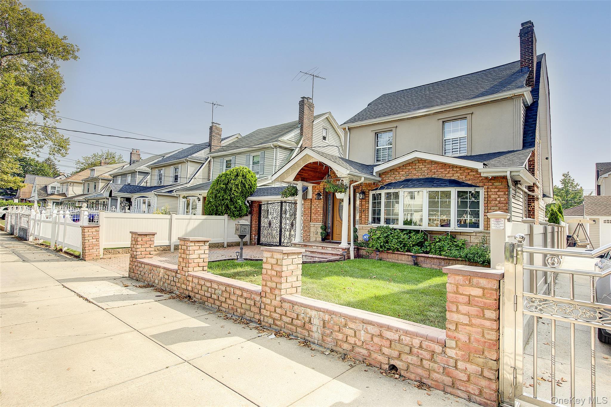 92-24 218 Street, Queens Village, NY 11428