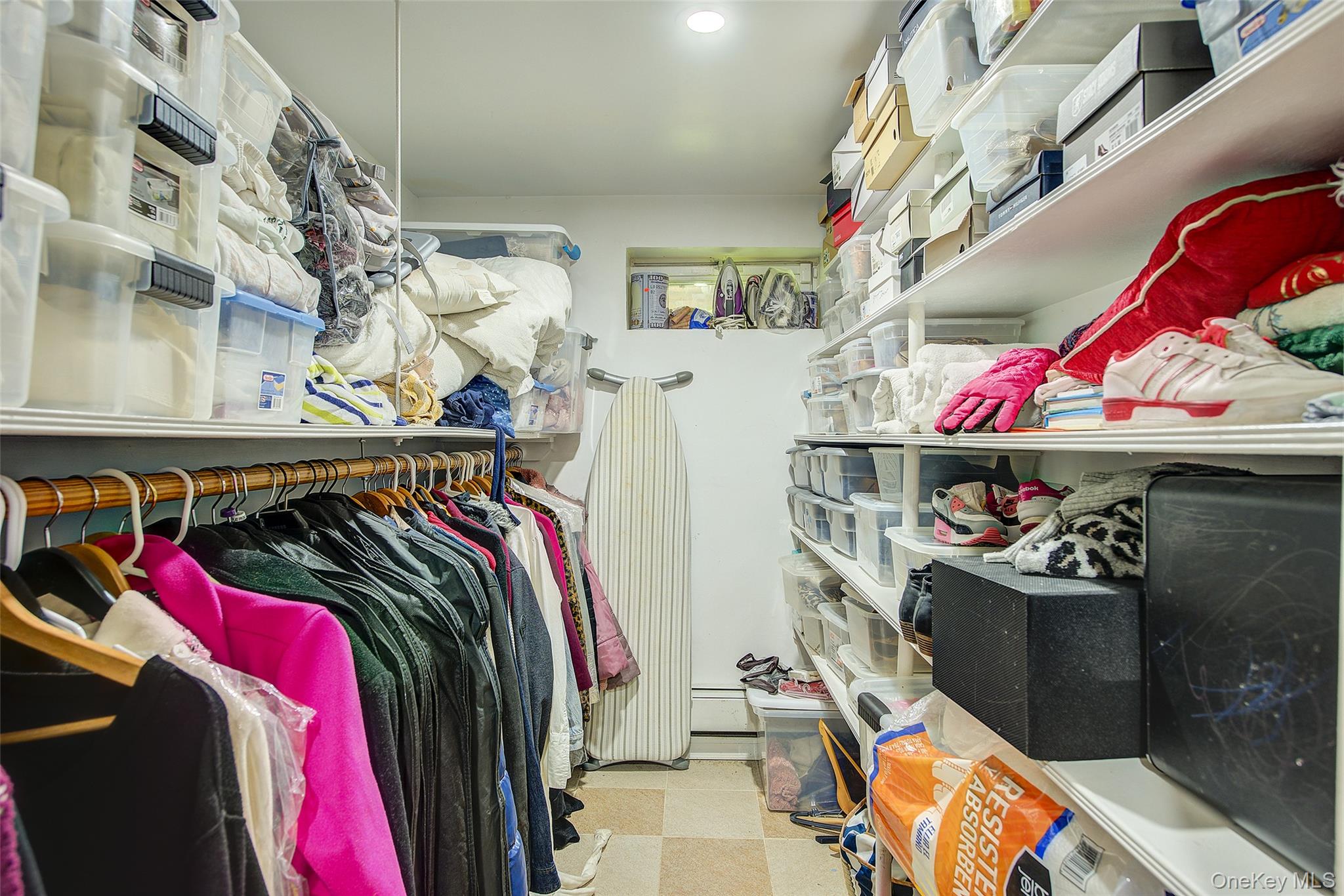 92-24 218 Street, Queens Village, NY 11428