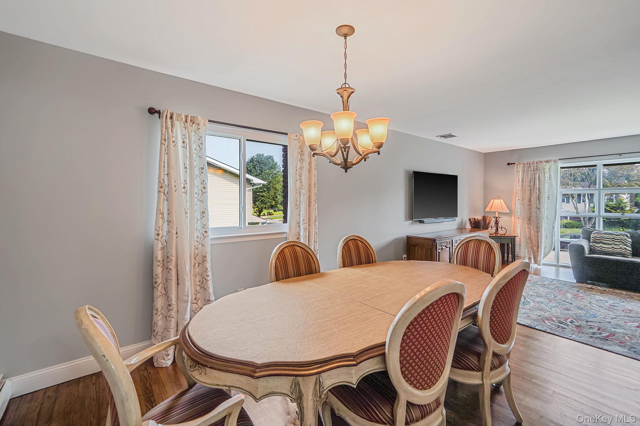 54 Peppermint Road, Commack, NY 11725