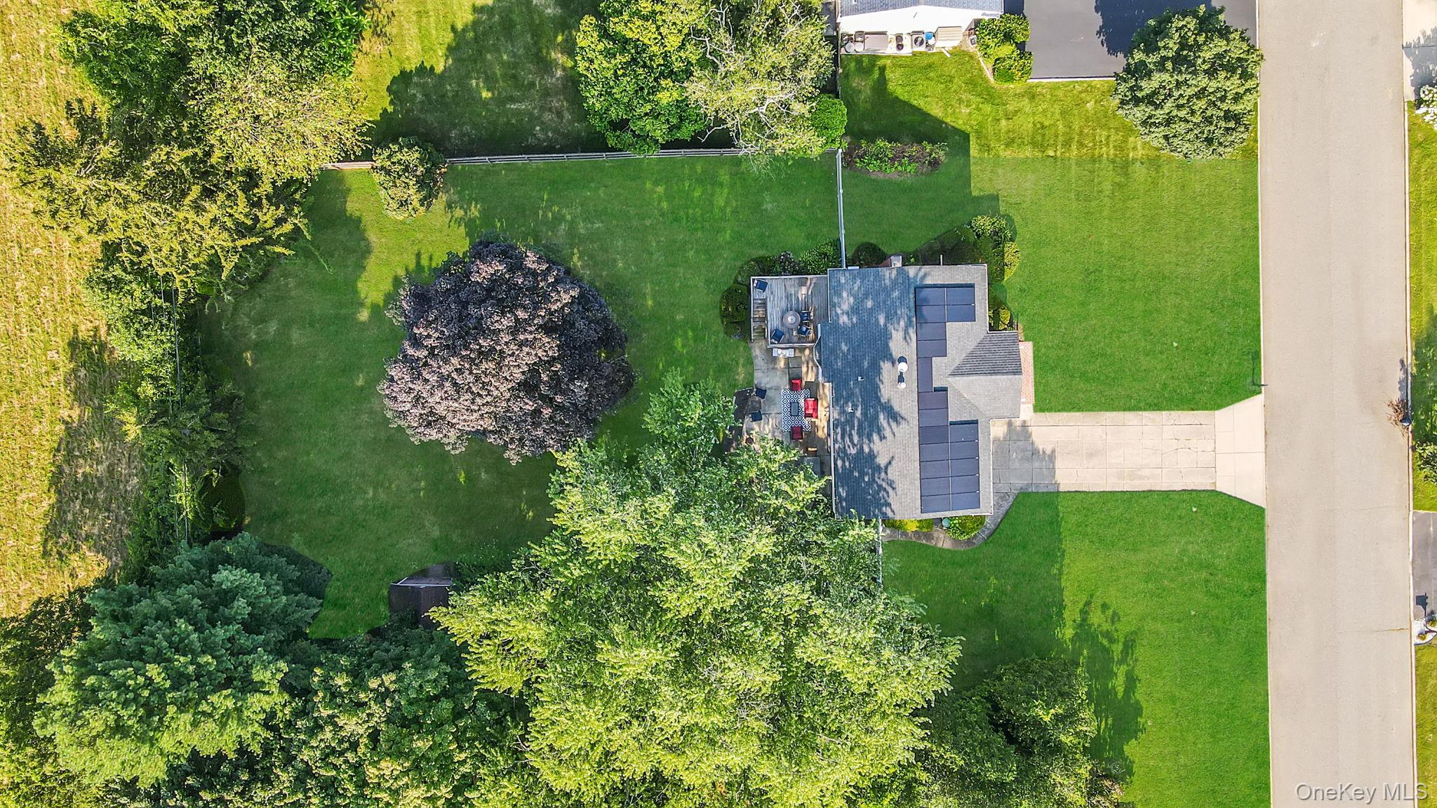 54 Peppermint Road, Commack, NY 11725