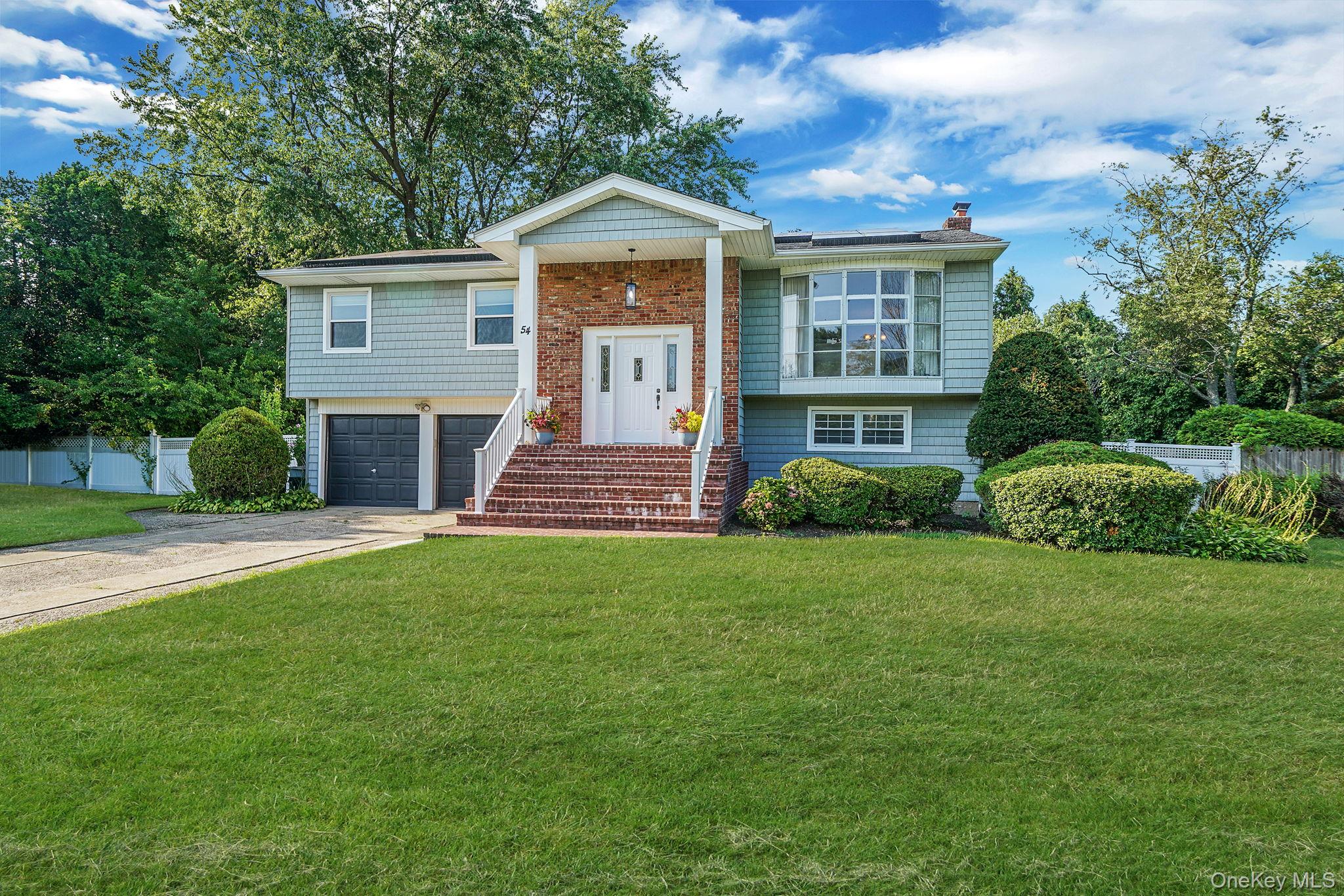 54 Peppermint Road, Commack, NY 11725