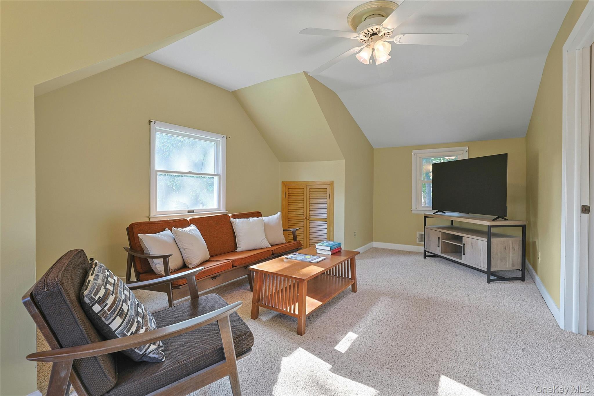 60 Van Buren Street, Pearl River, NY 10965