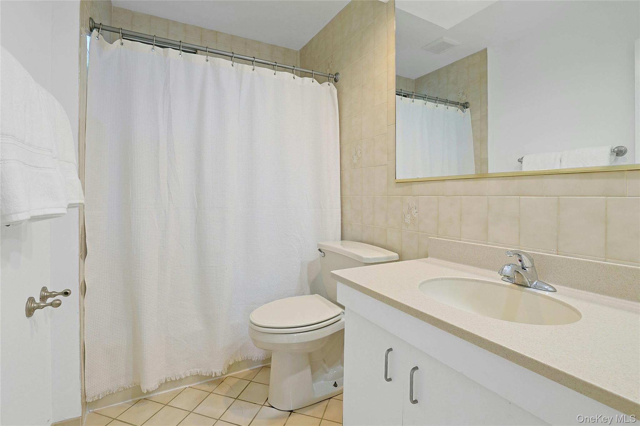 60 Van Buren Street, Pearl River, NY 10965