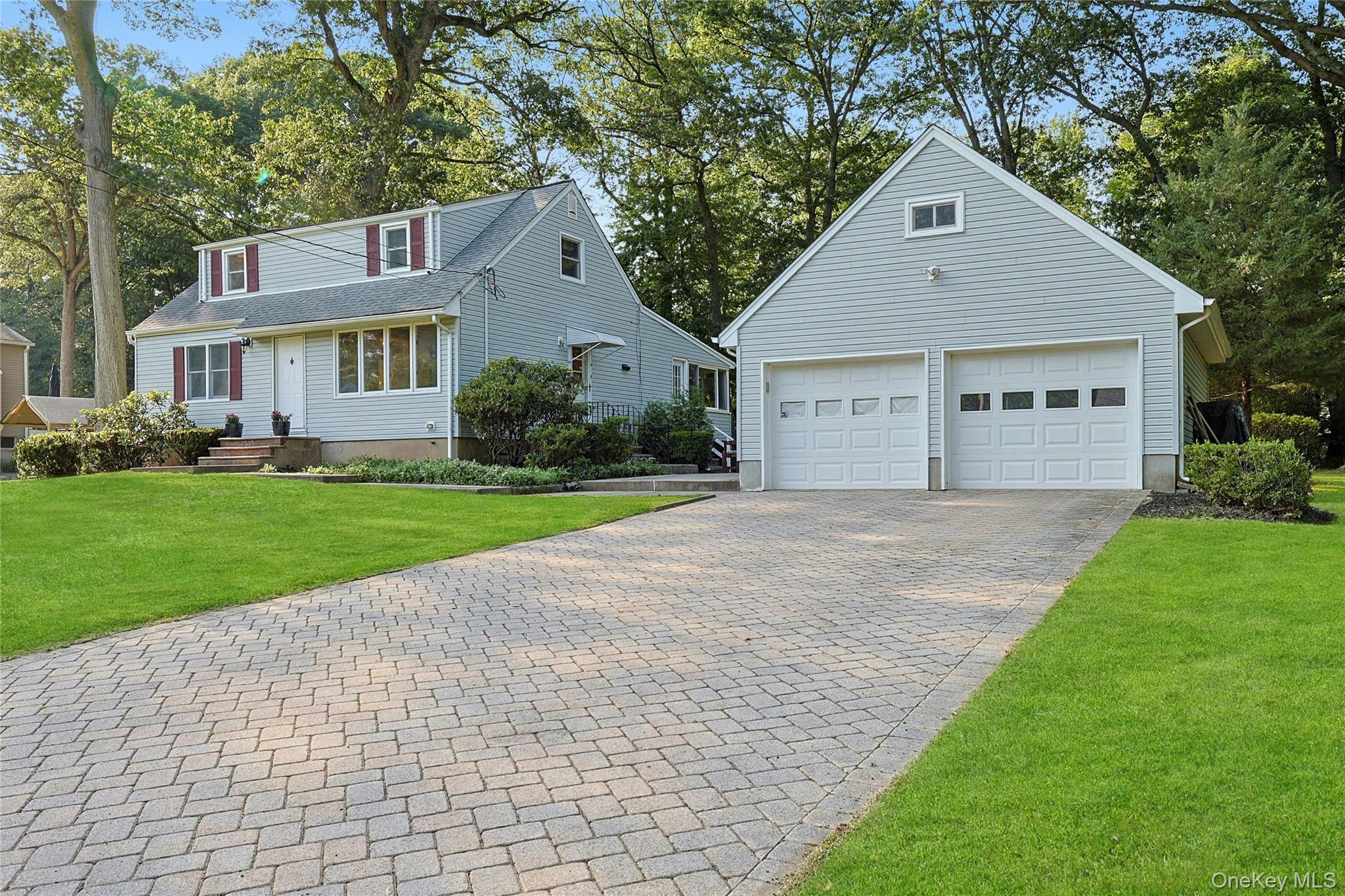 60 Van Buren Street, Pearl River, NY 10965