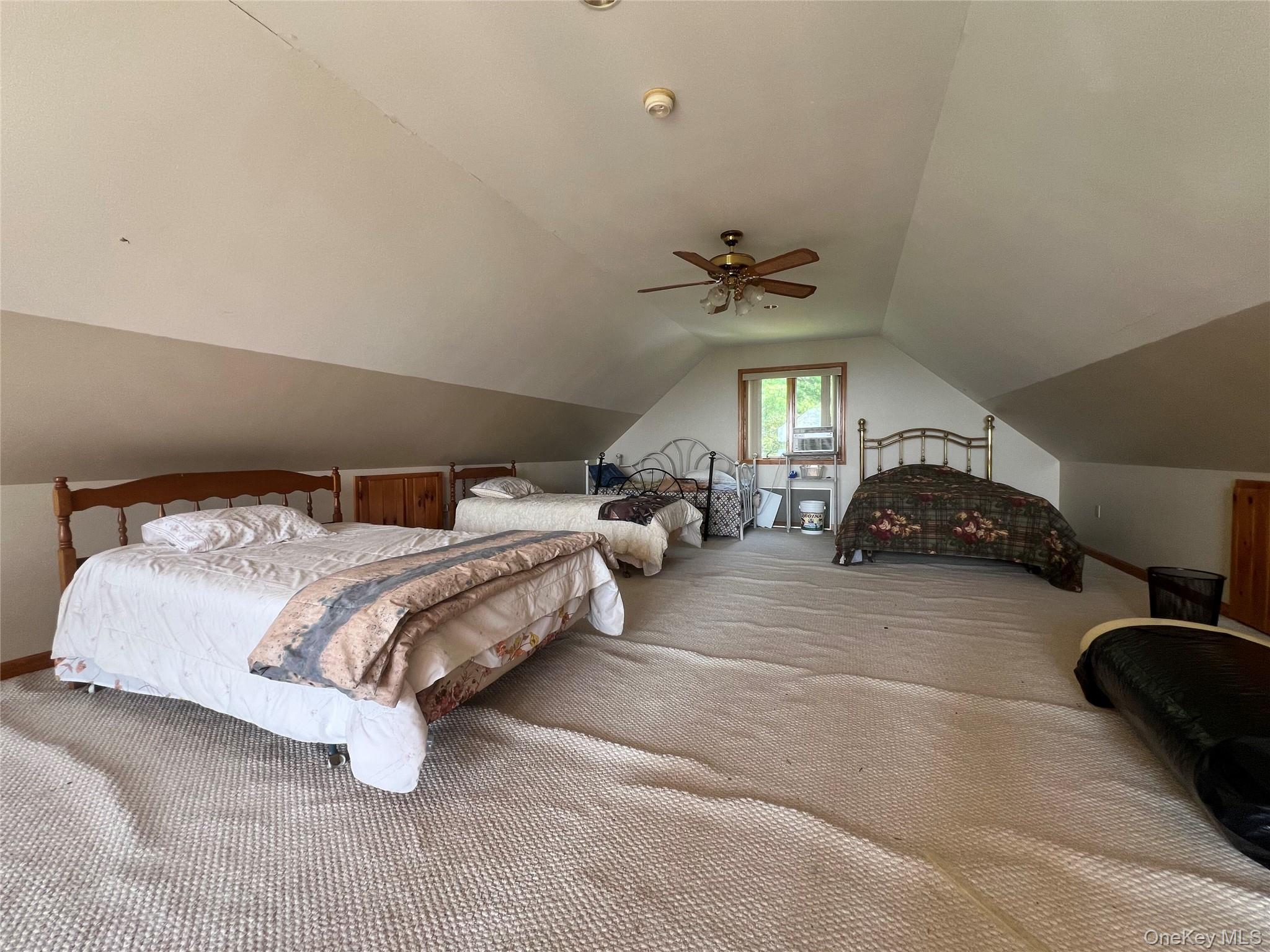 125 Woods Road, Barryville, NY 12719