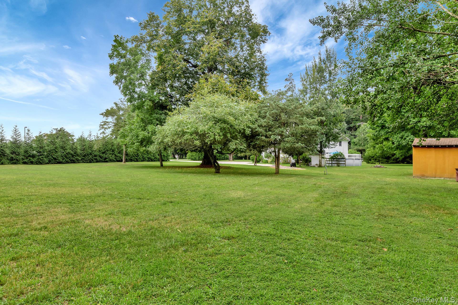 127 North Street, Manorville, NY 11949