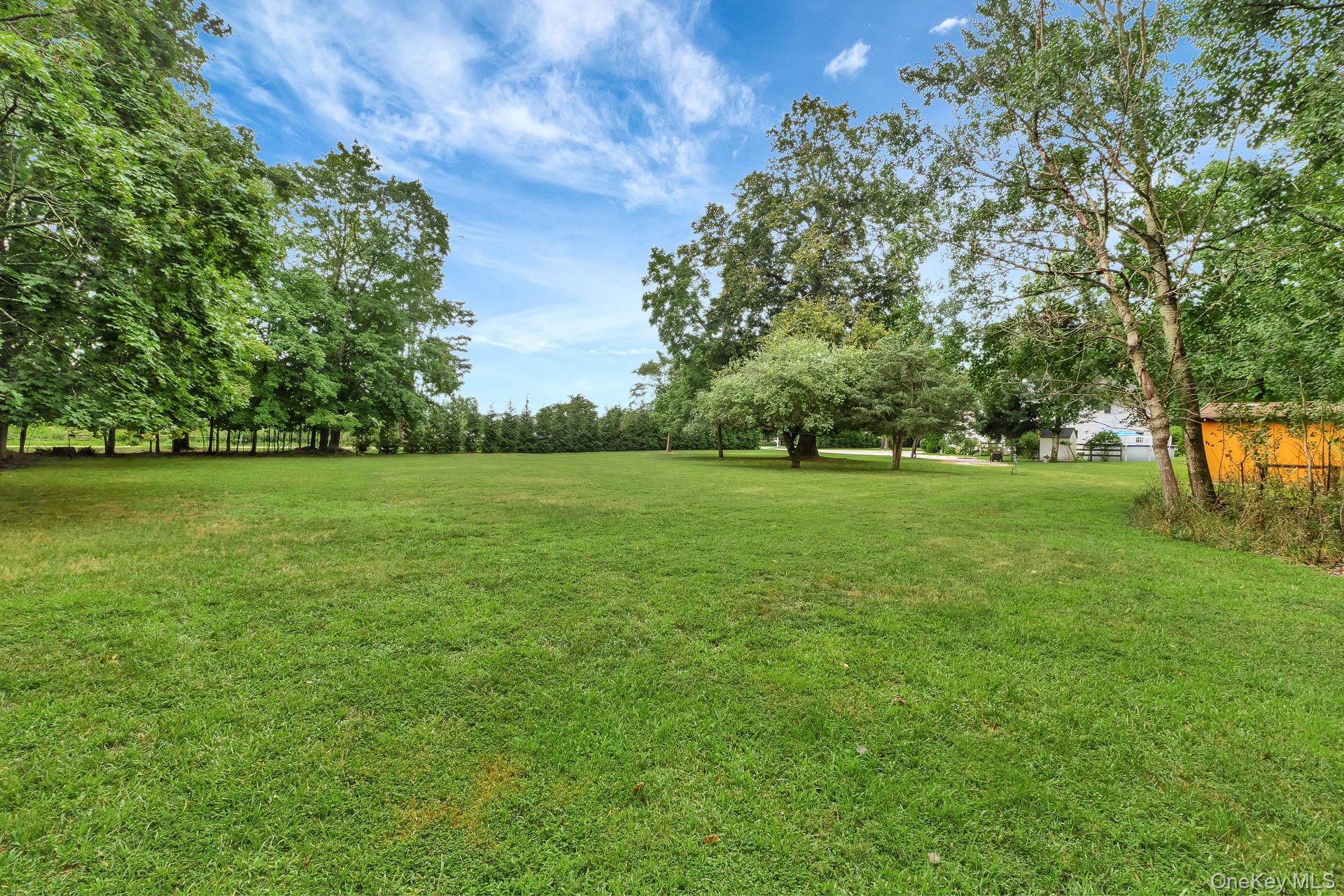 127 North Street, Manorville, NY 11949