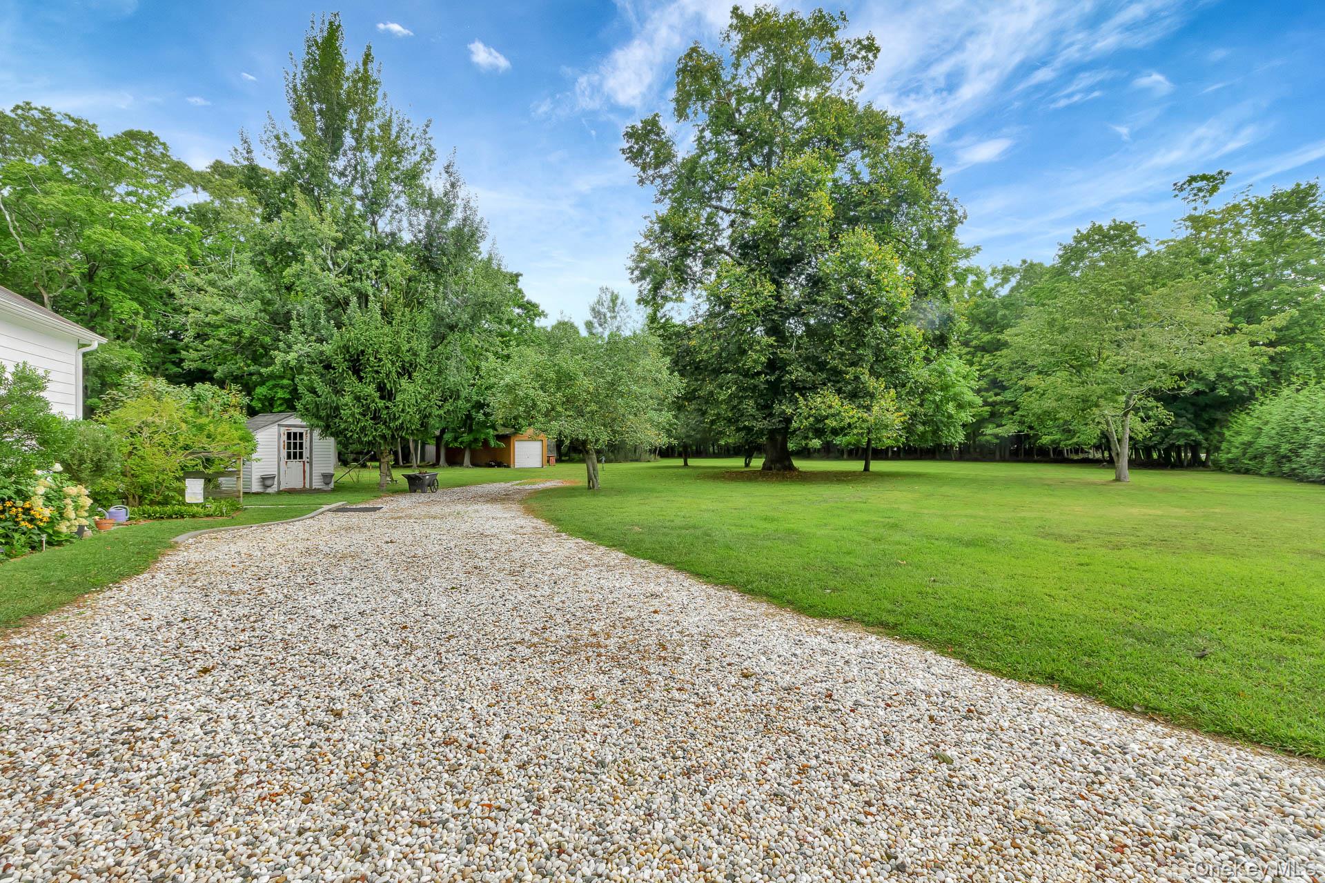 127 North Street, Manorville, NY 11949