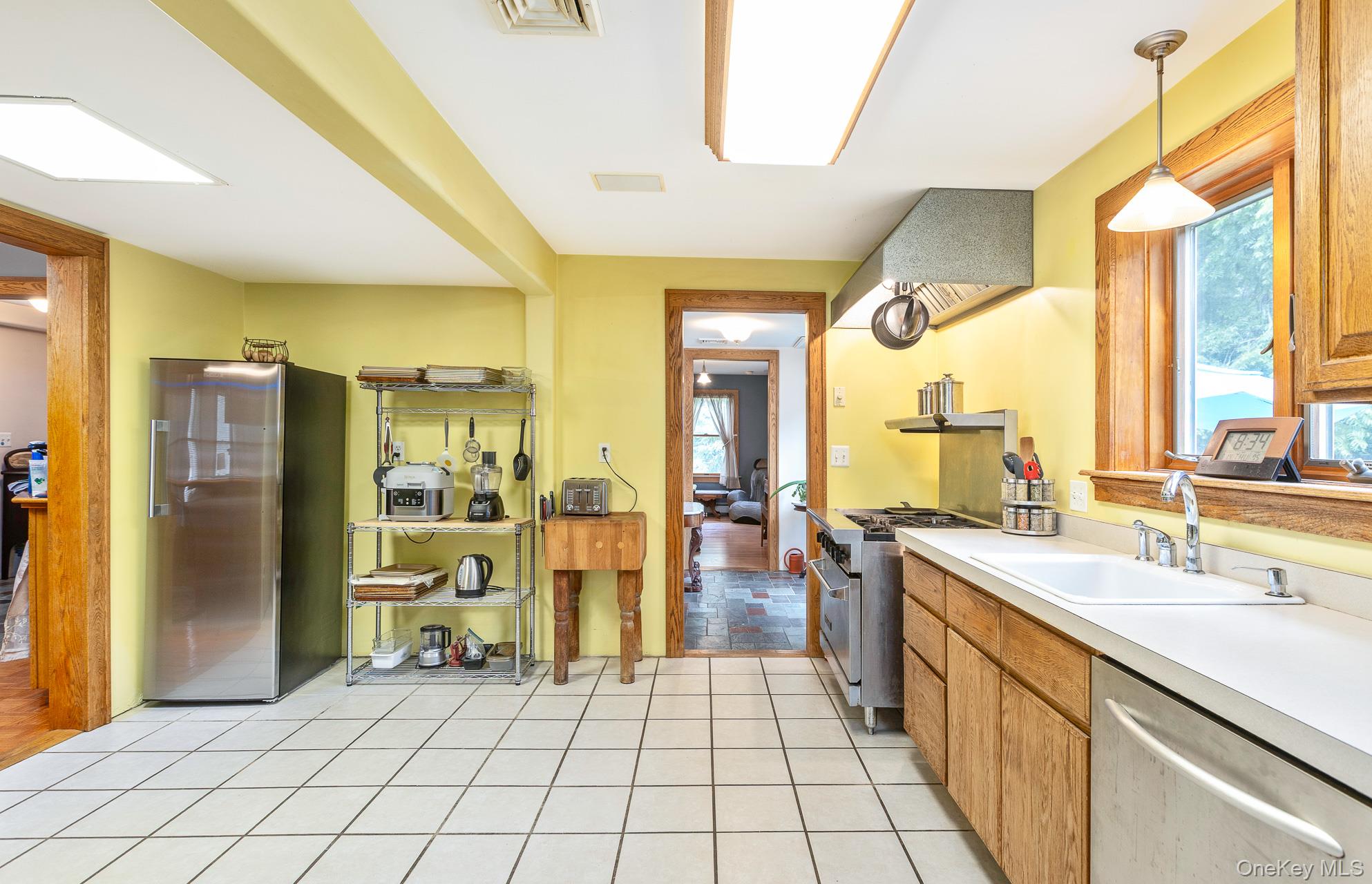 127 North Street, Manorville, NY 11949