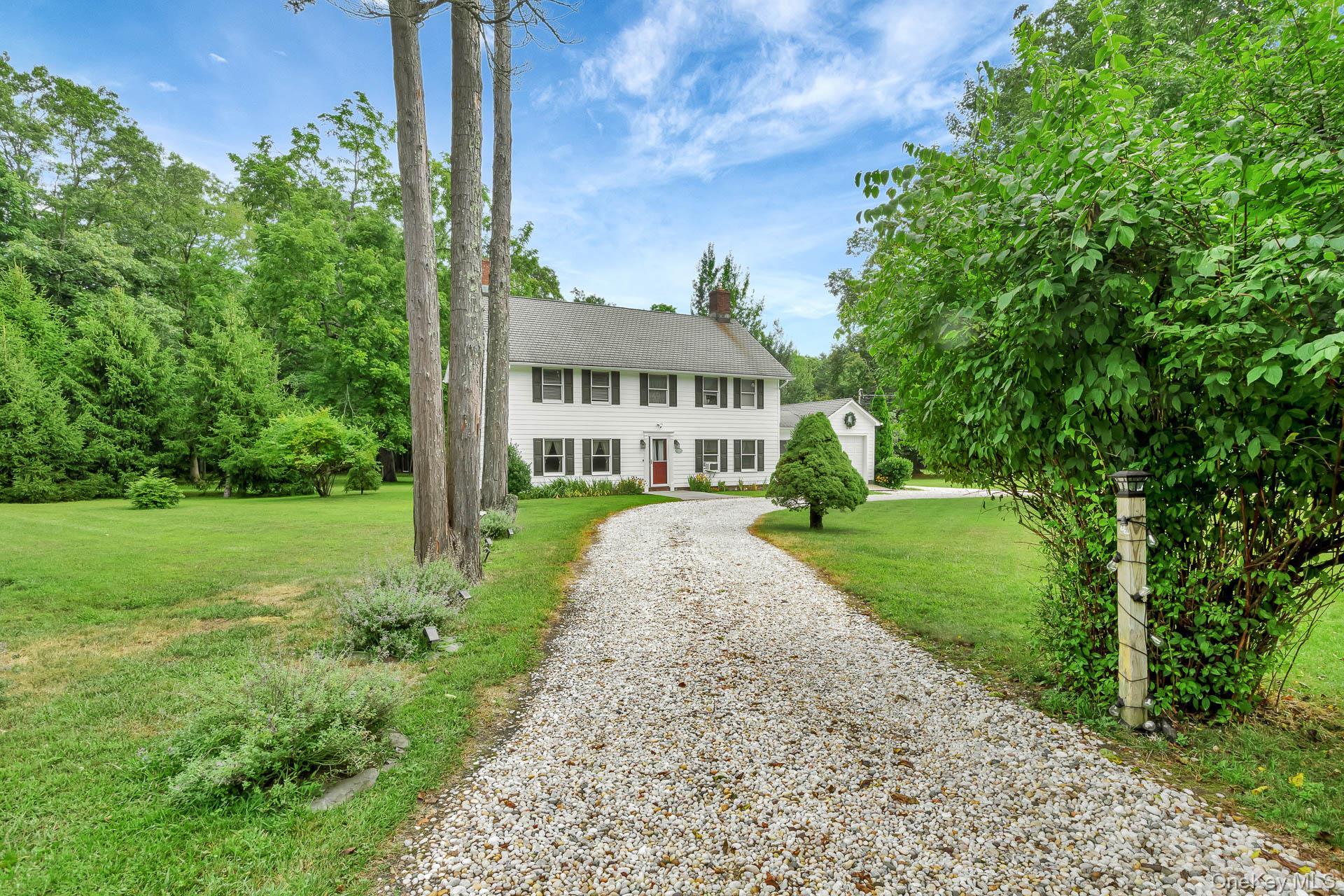 127 North Street, Manorville, NY 11949