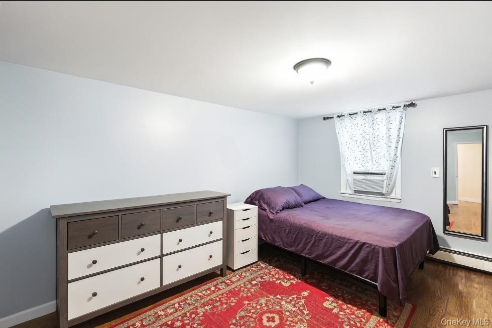 40 White Street, Brentwood, NY 11717