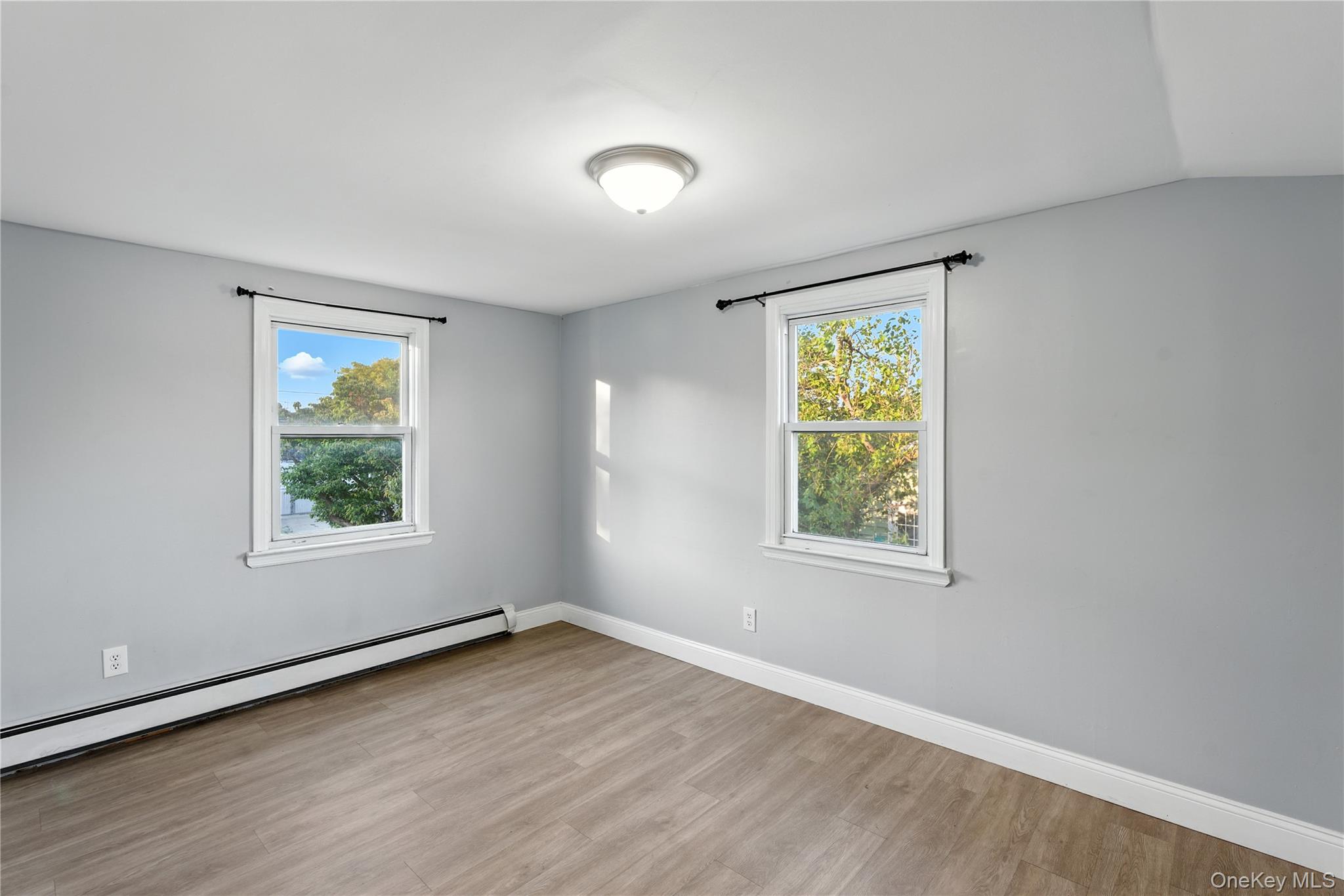 40 White Street, Brentwood, NY 11717