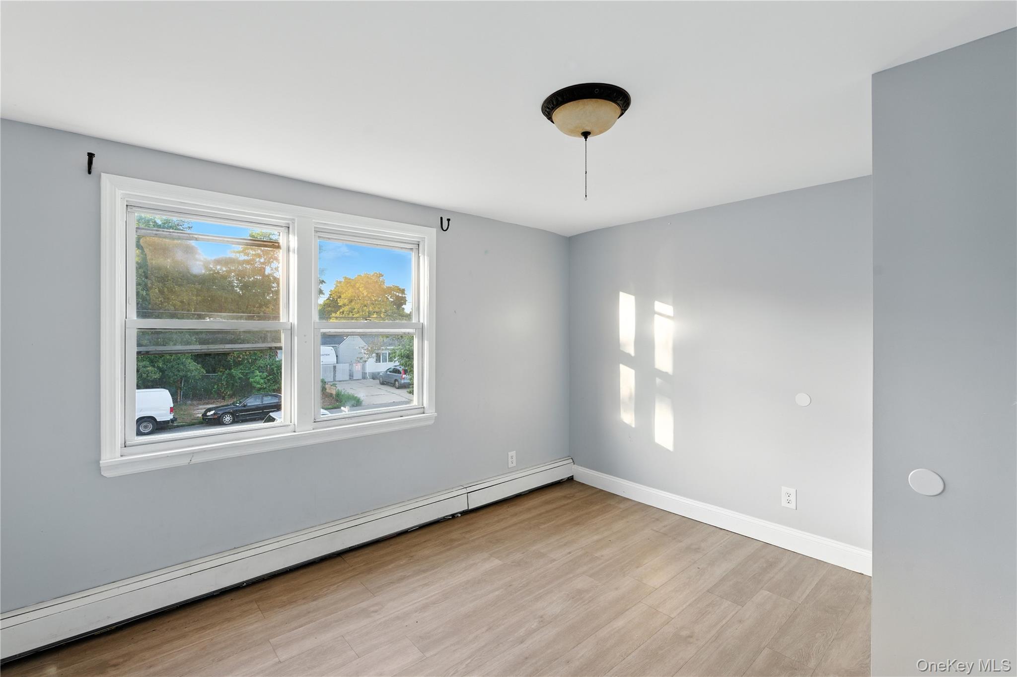 40 White Street, Brentwood, NY 11717