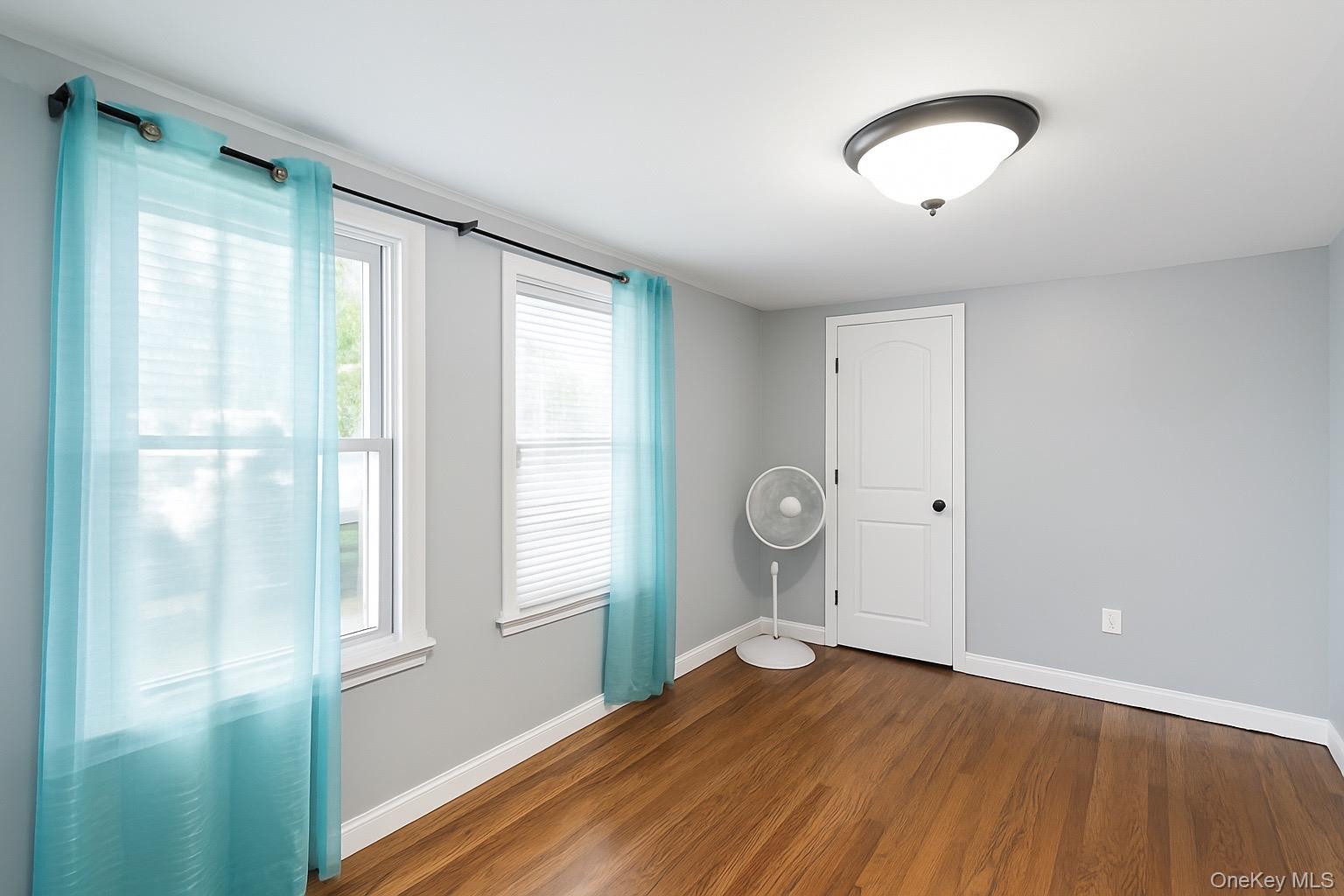 40 White Street, Brentwood, NY 11717