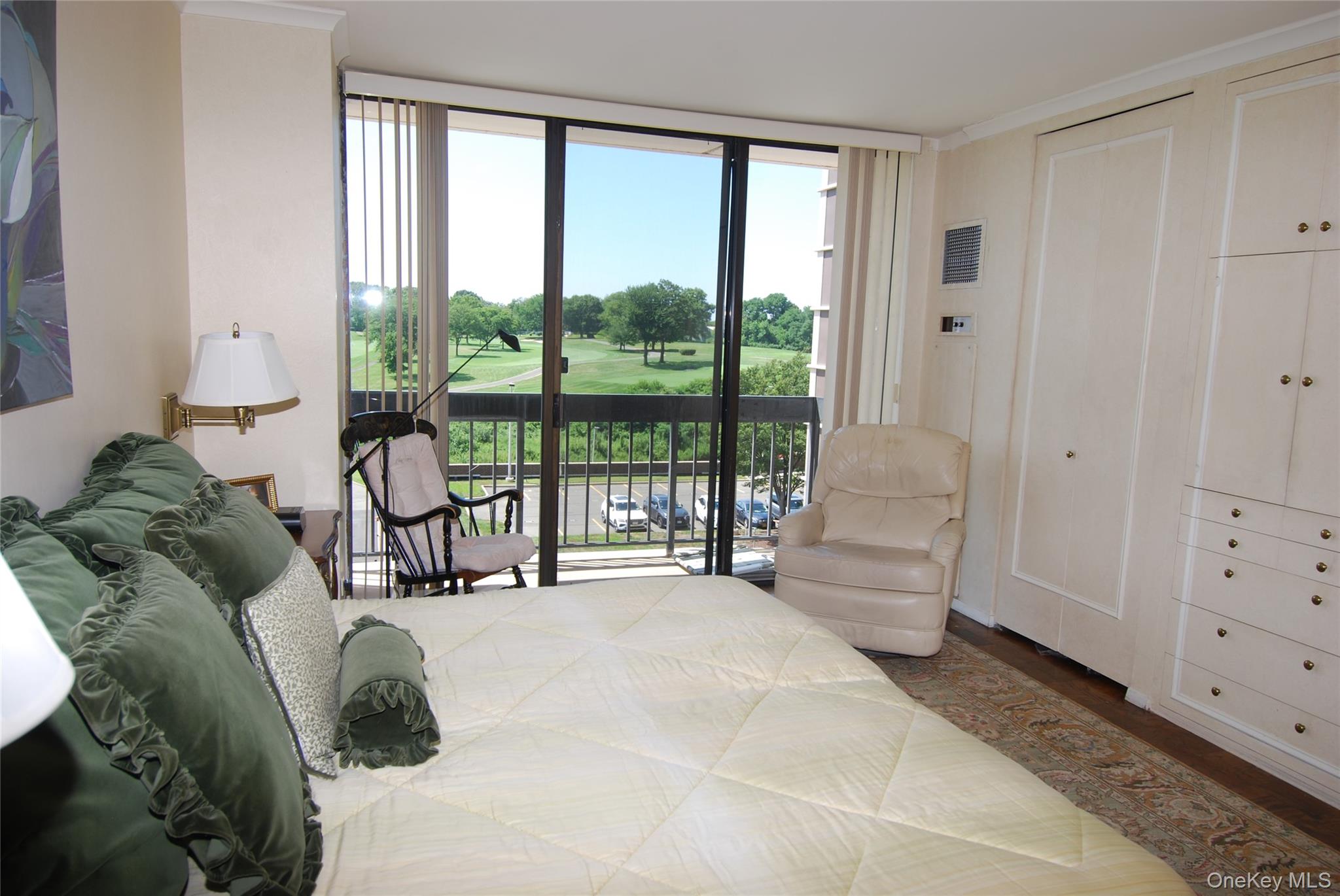 27010 Grand Central Parkway # 5V, Floral Park, NY 11005