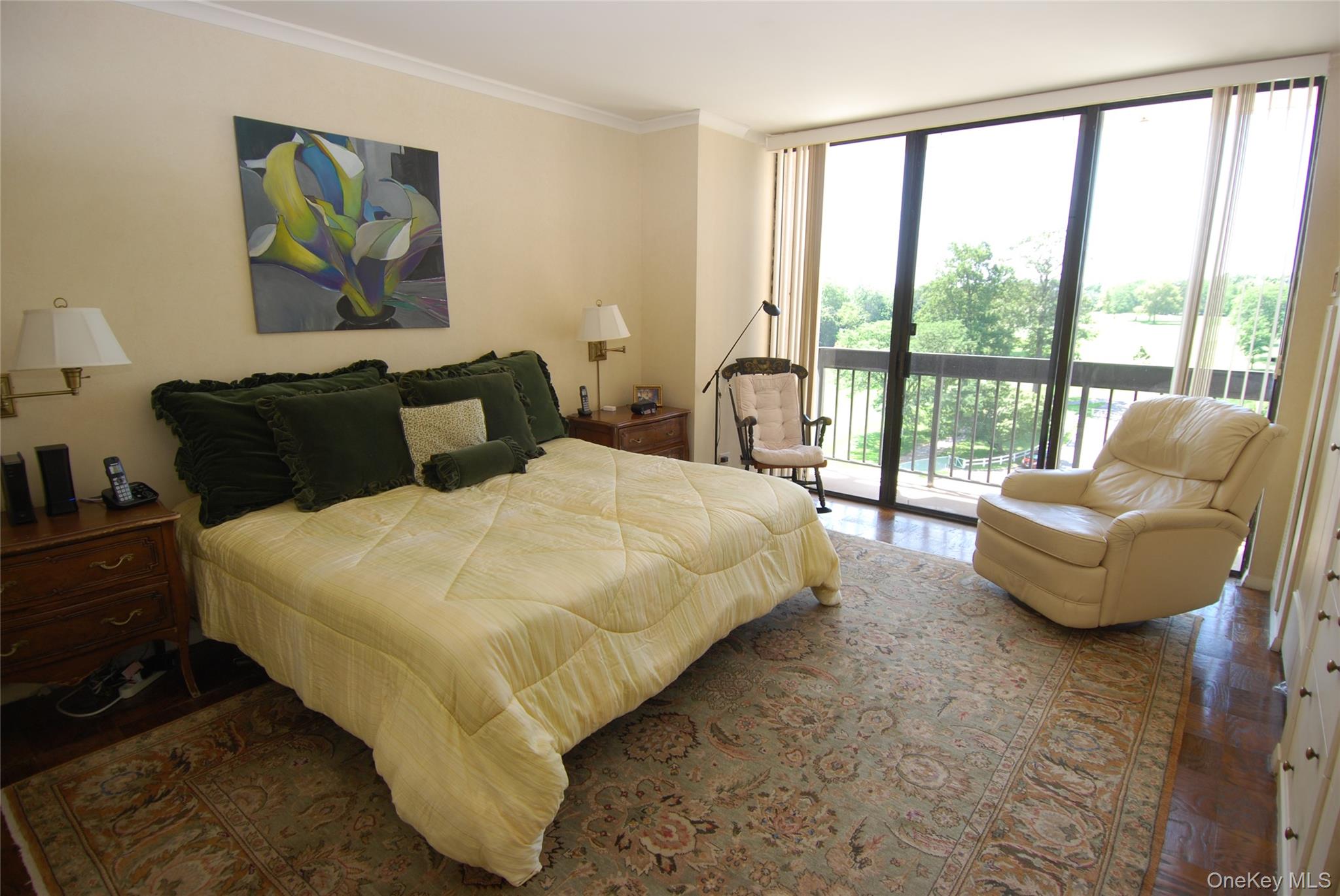 27010 Grand Central Parkway # 5V, Floral Park, NY 11005