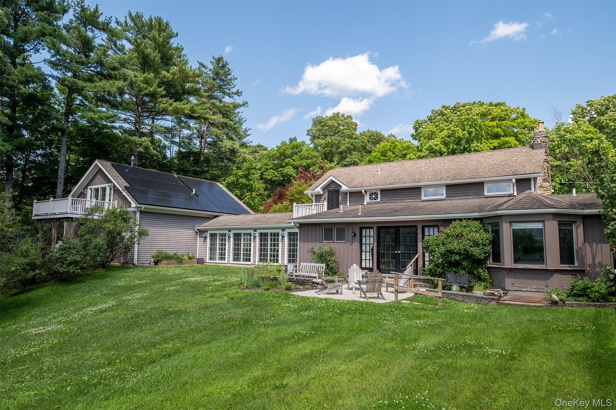 26 CURRY Lane, Hyde Park, NY 12538