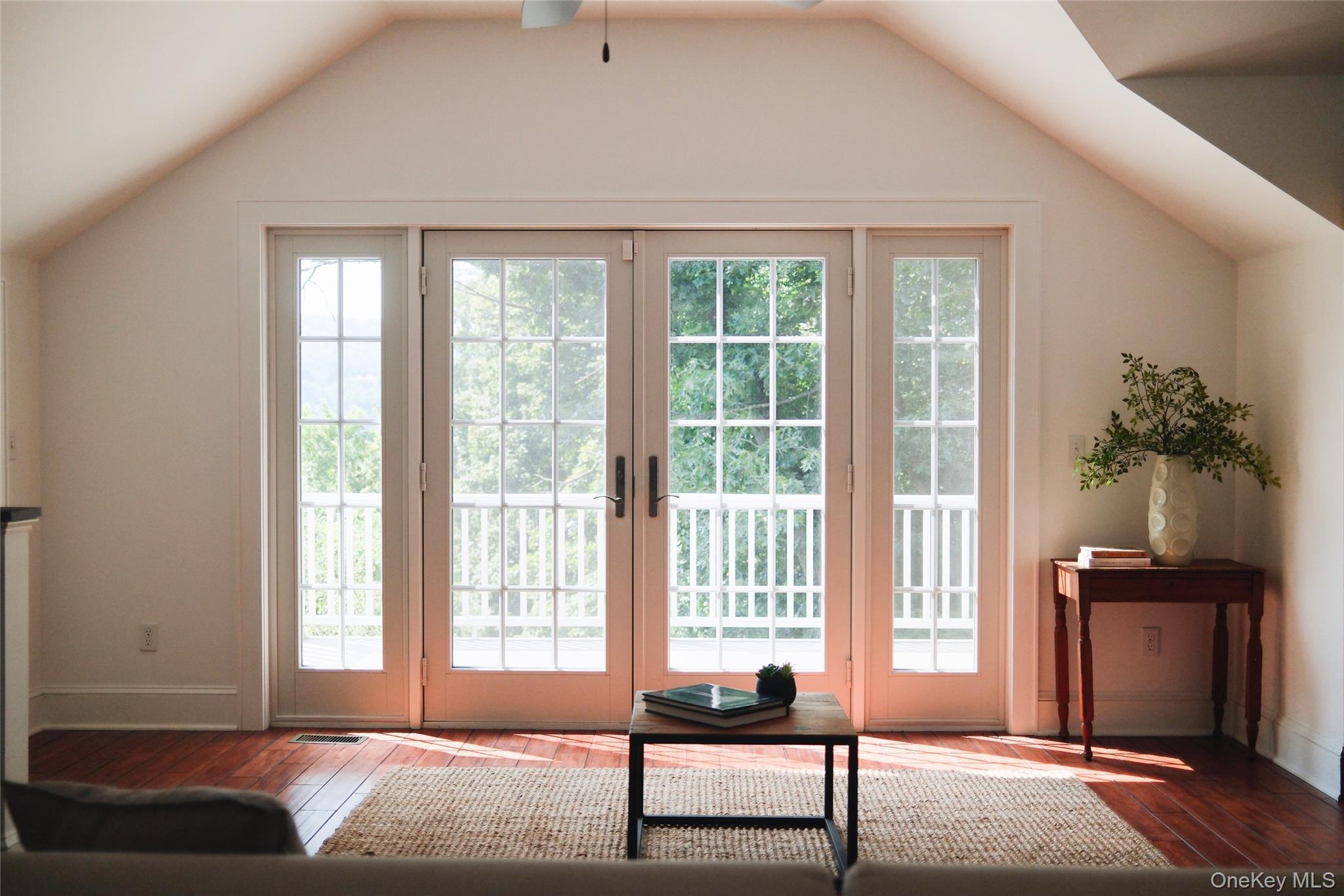 26 CURRY Lane, Hyde Park, NY 12538