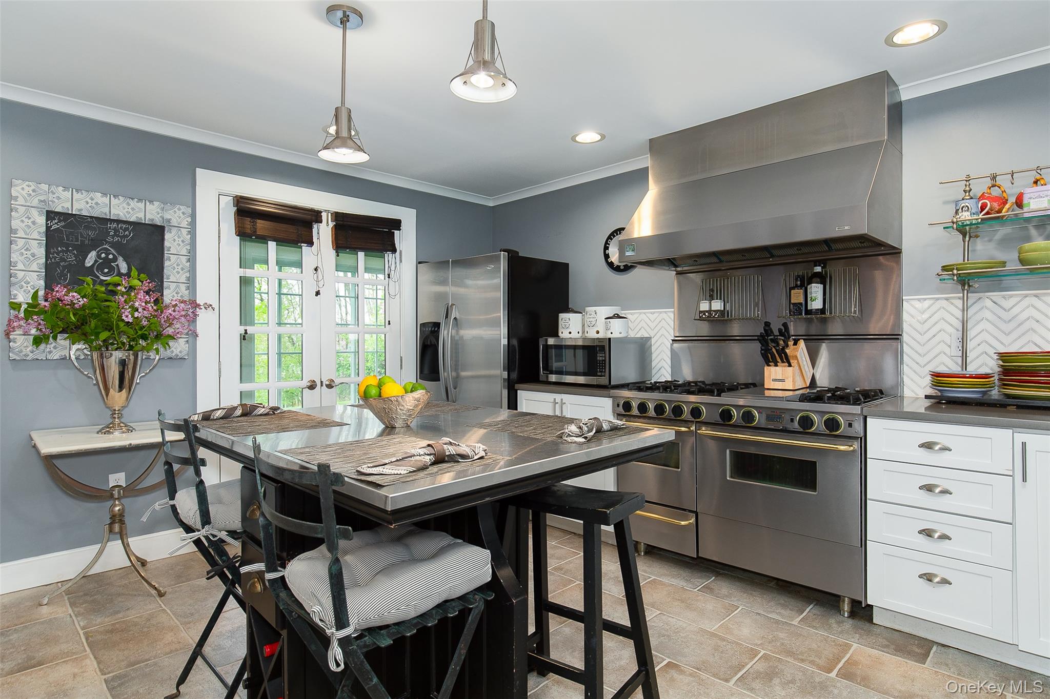 26 CURRY Lane, Hyde Park, NY 12538