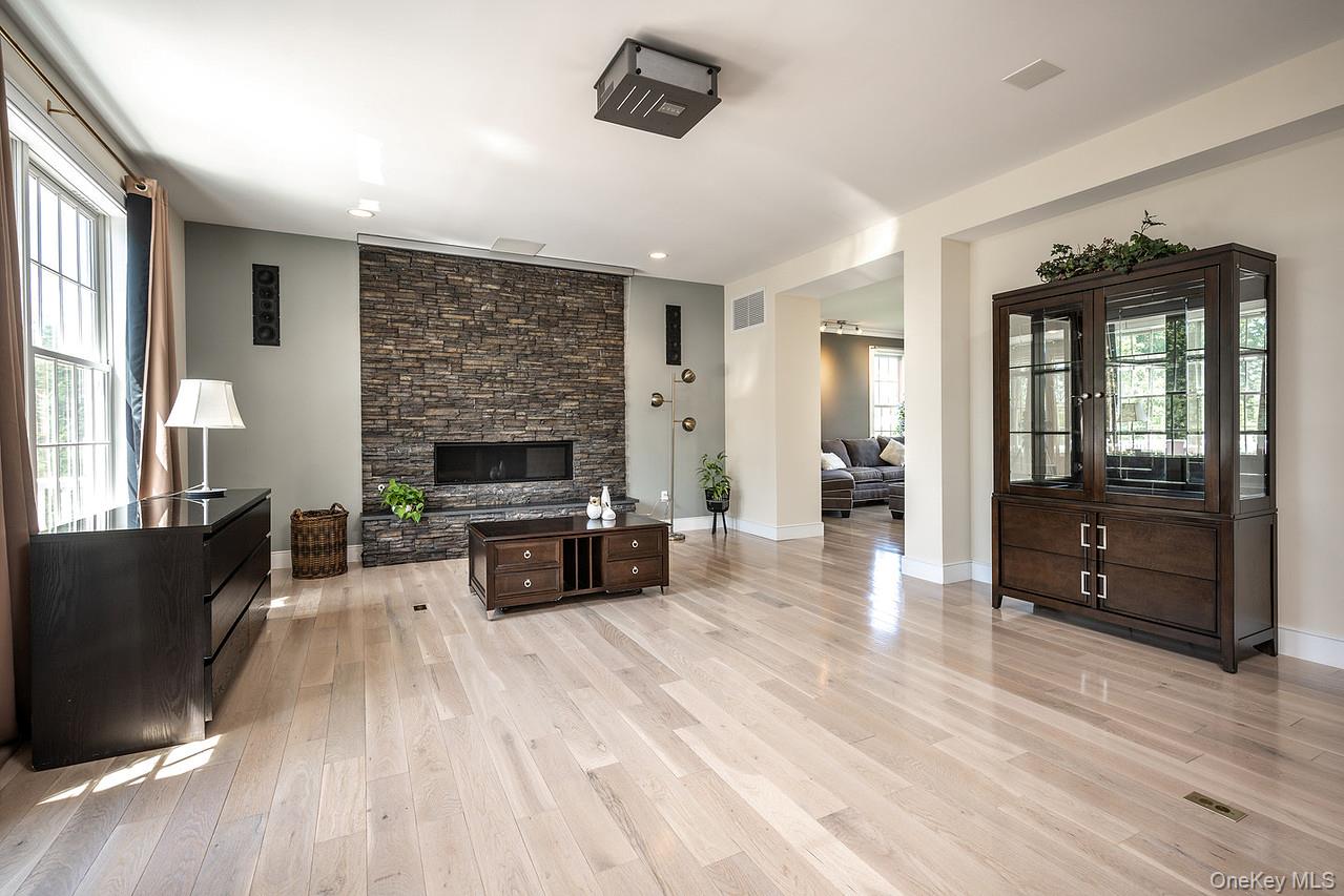 31 Stonehollow Drive, Brewster, NY 10509