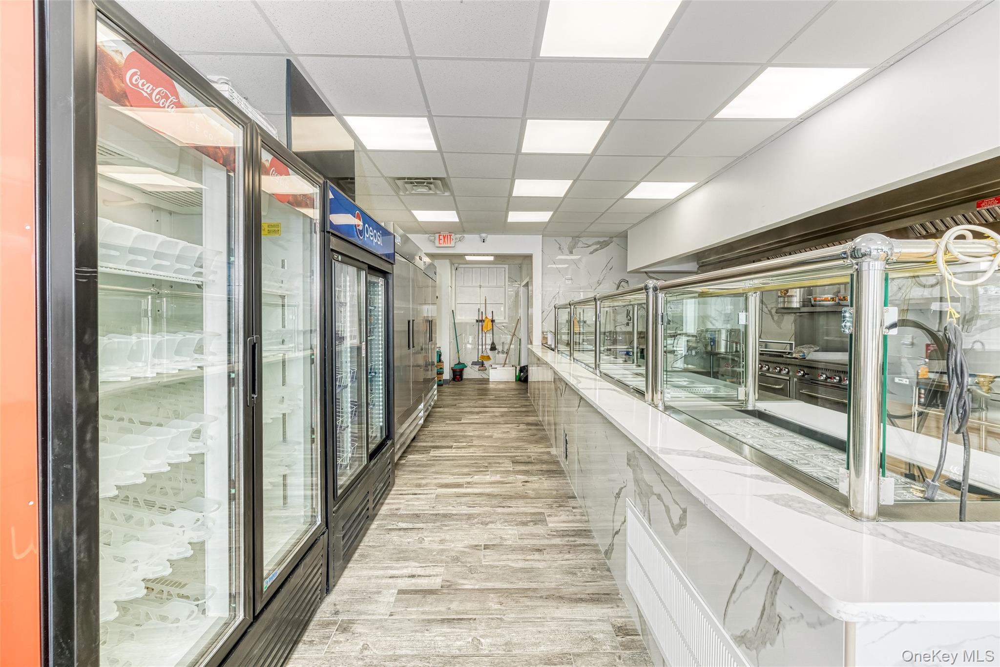 27 Post Avenue, Westbury, NY 11590