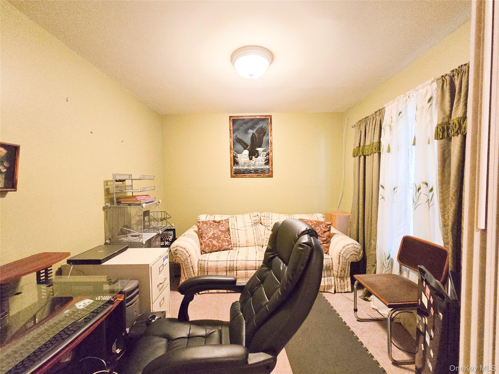 31 Stahlman Lane, Patchogue, NY 11772