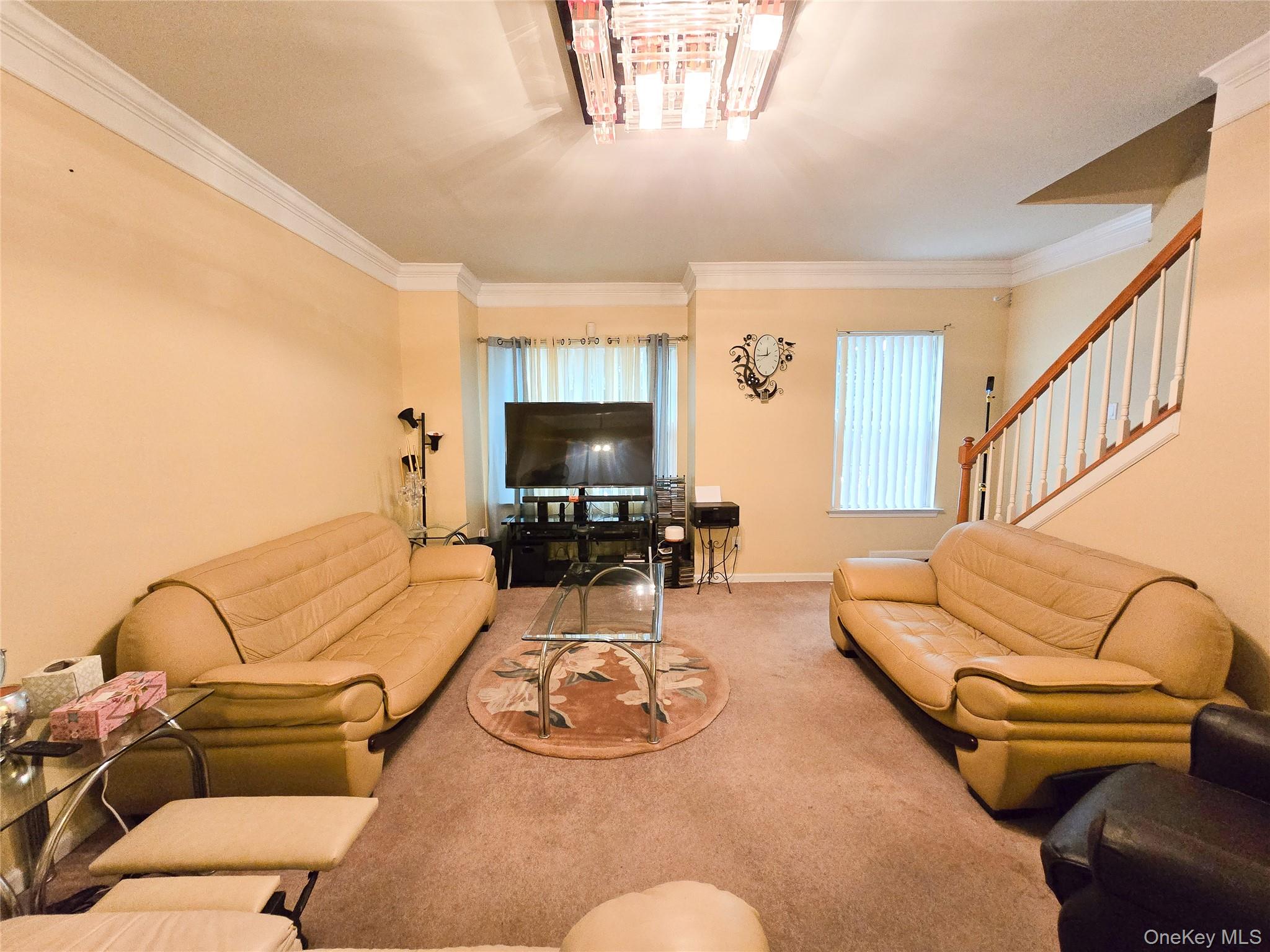 31 Stahlman Lane, Patchogue, NY 11772