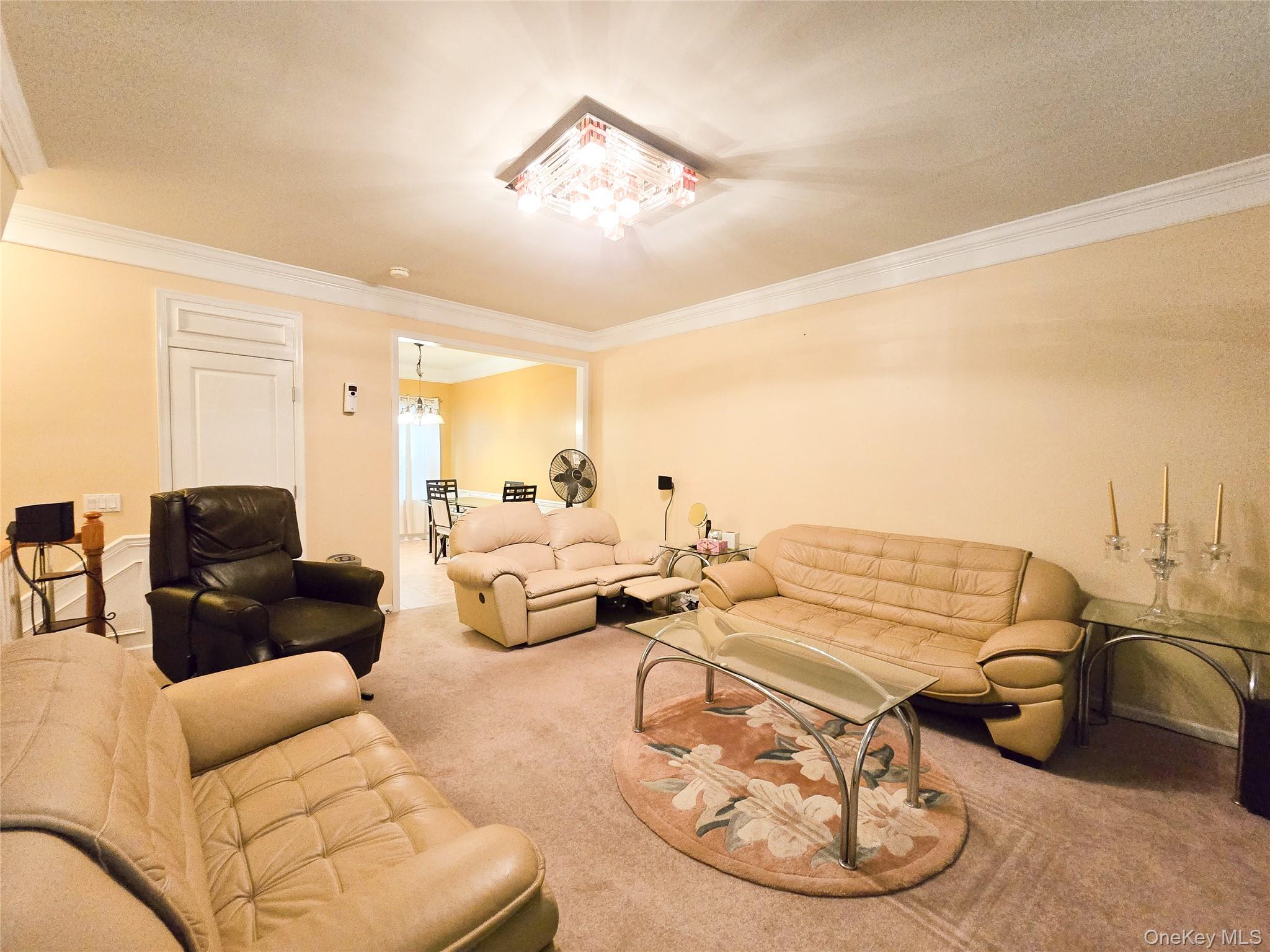 31 Stahlman Lane, Patchogue, NY 11772