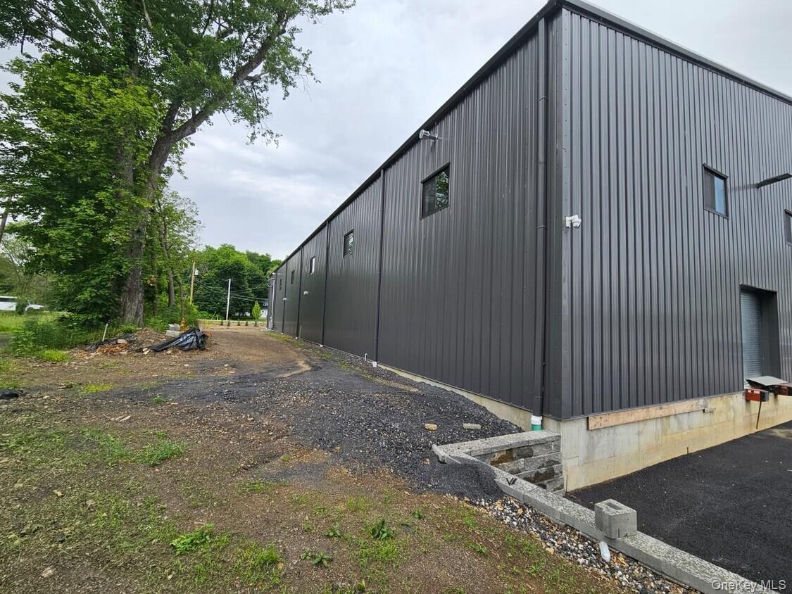 2445 State Route 208, Walden, NY 12586