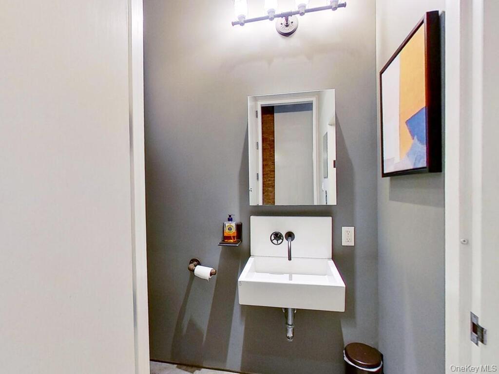 224 E 14th Street # 1, New York (Manhattan), NY 10003