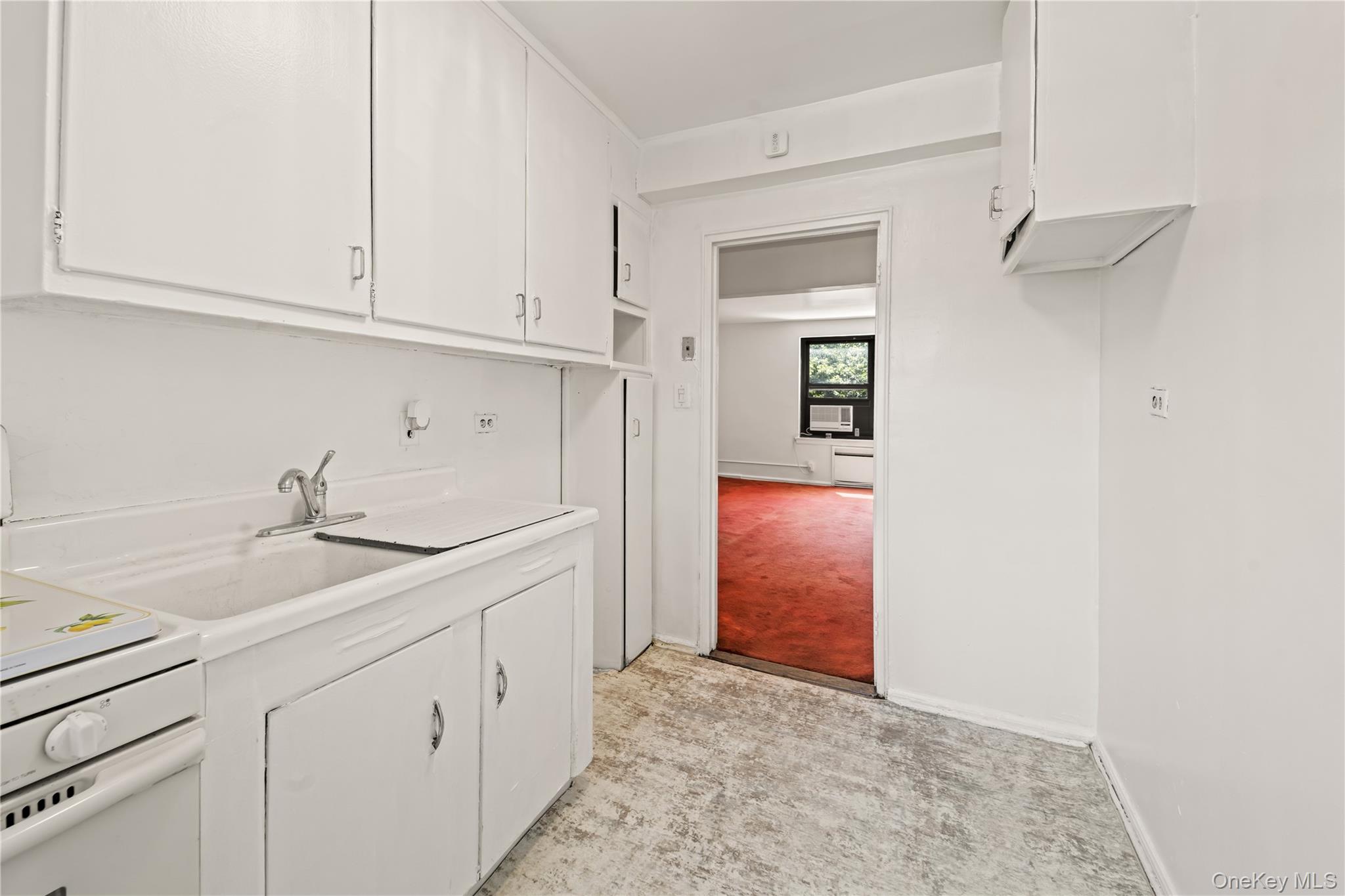 73-45 210th Street # 3F, Bayside, NY 11364