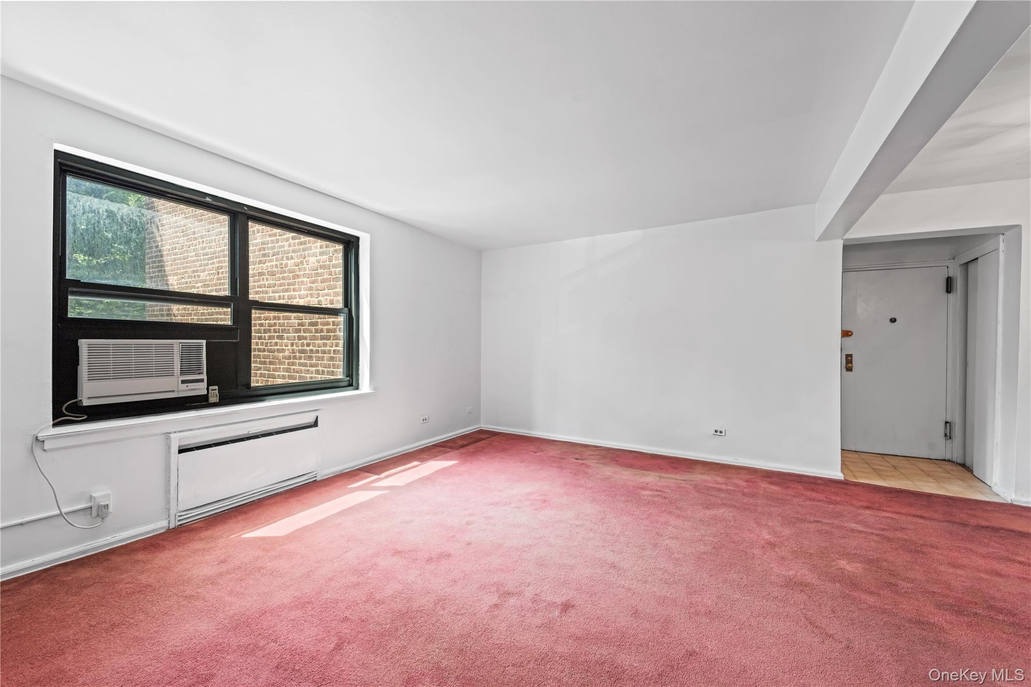 73-45 210th Street # 3F, Bayside, NY 11364