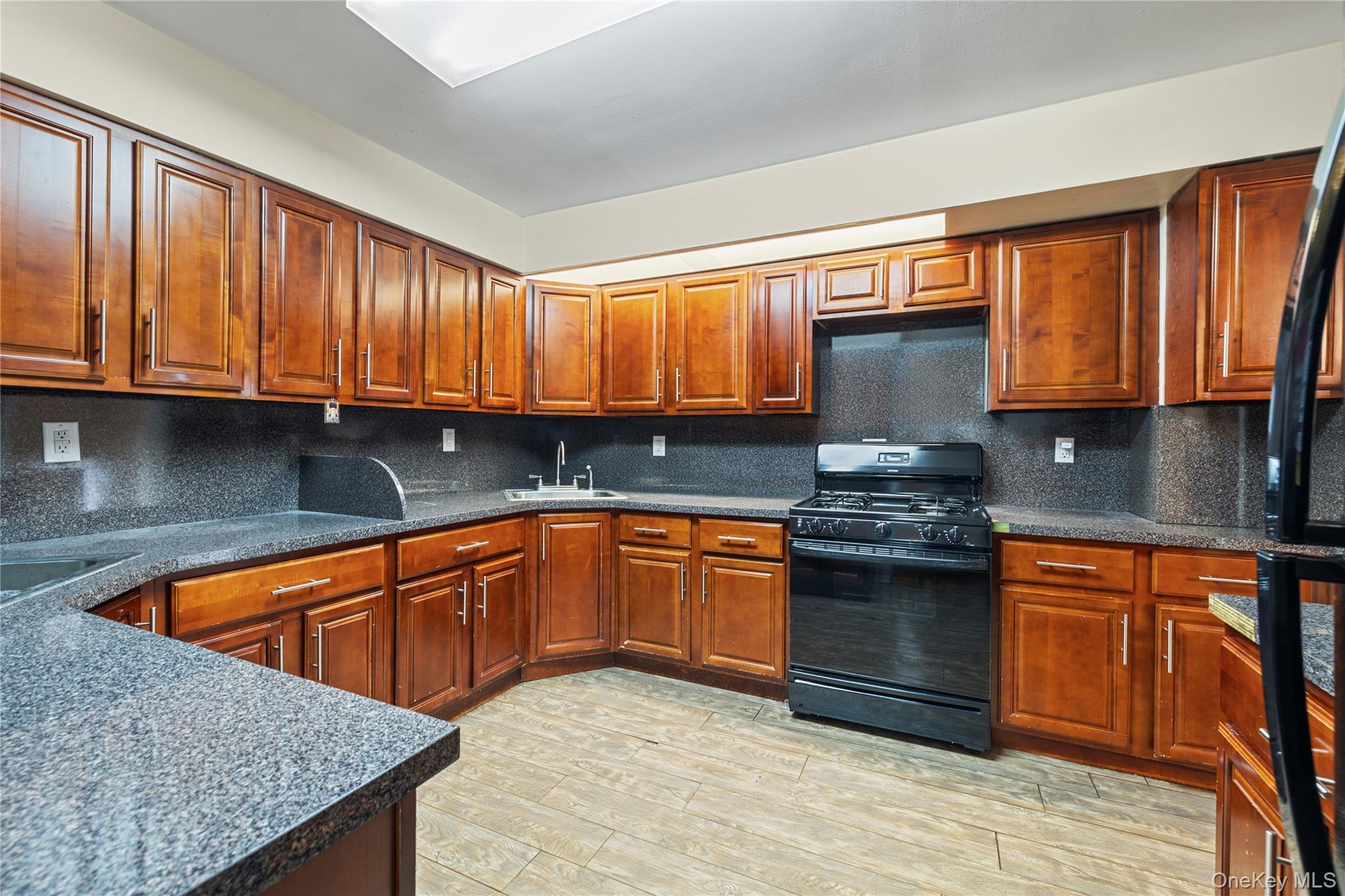 40 Calvert Drive, Monsey, NY 10952