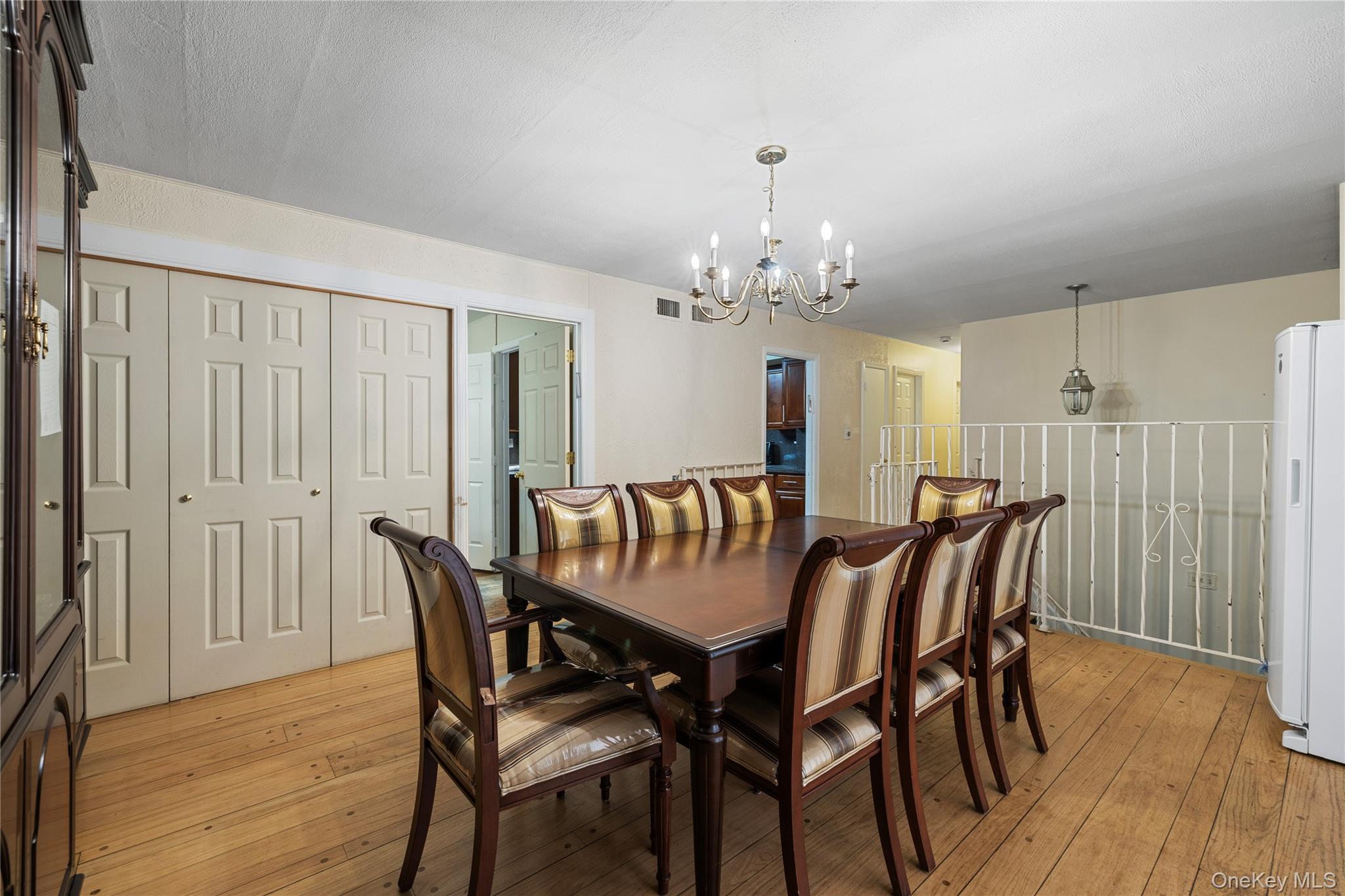 40 Calvert Drive, Monsey, NY 10952