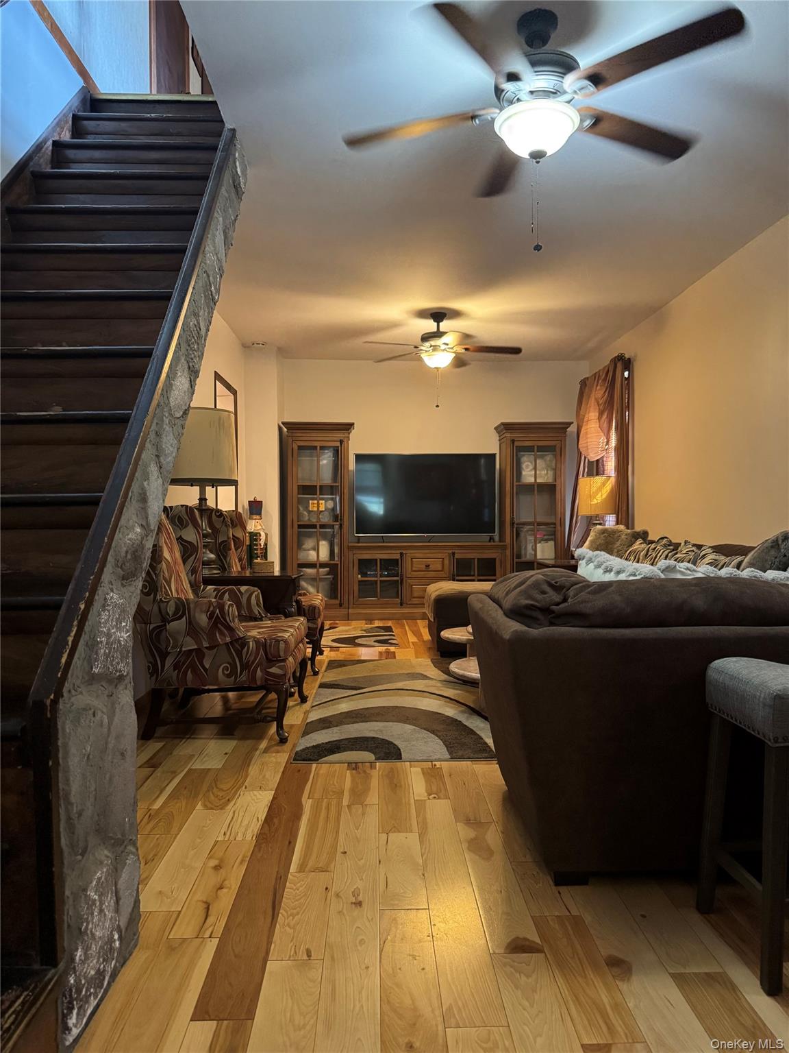 5441 71st Street, Maspeth, NY 11378