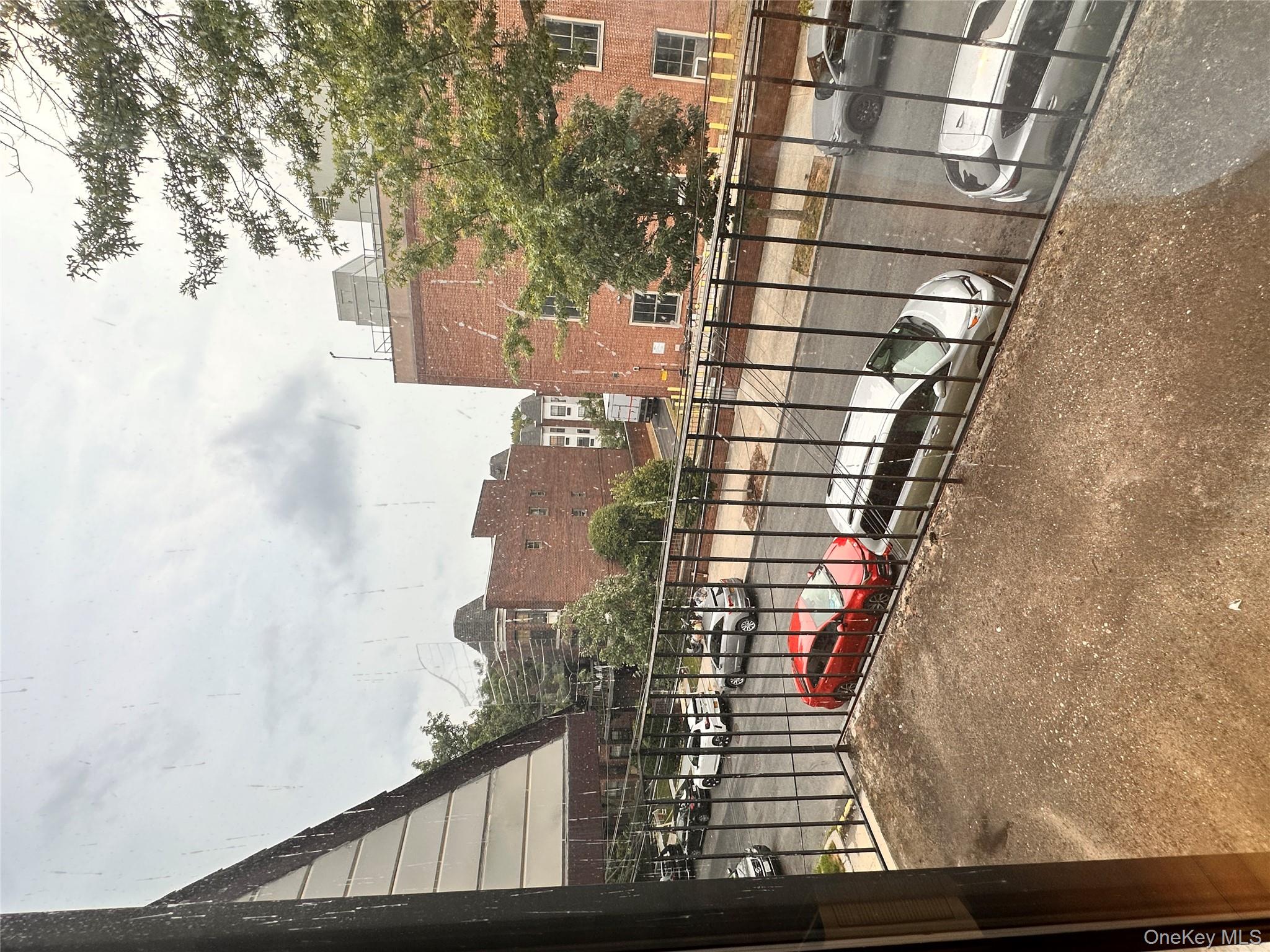 71-34 163rd Street # 3, Fresh Meadows, NY 11365