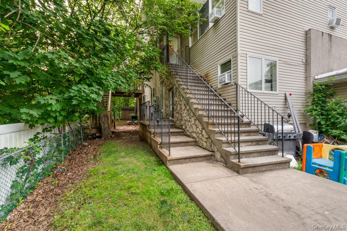 141 Blauvelt Road, Monsey, NY 10952