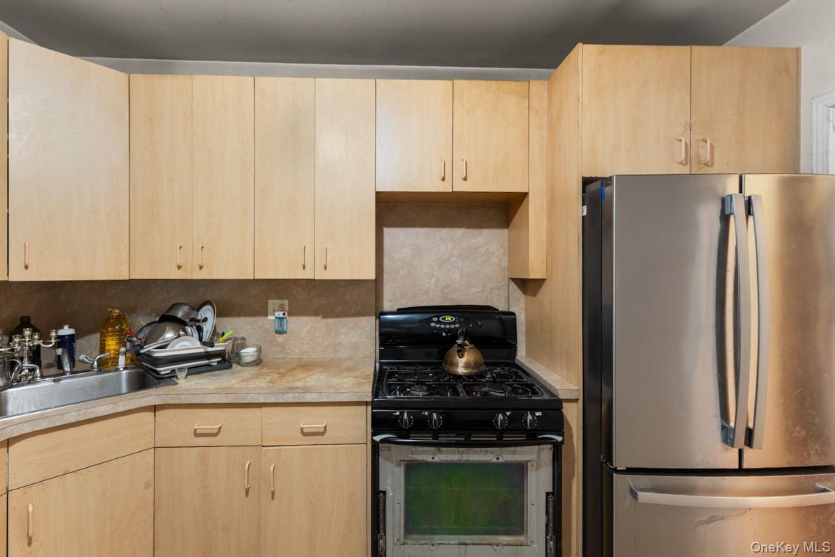 141 Blauvelt Road # 103, Monsey, NY 10952