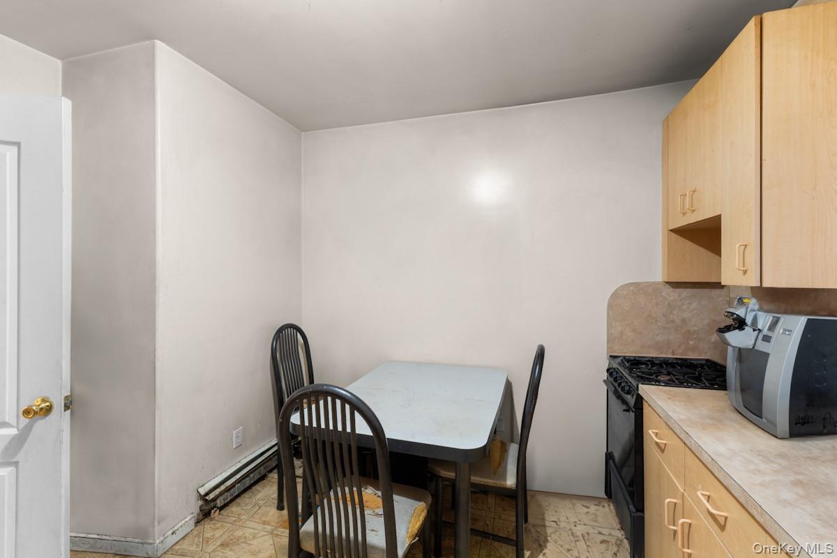 141 Blauvelt Road # 103, Monsey, NY 10952