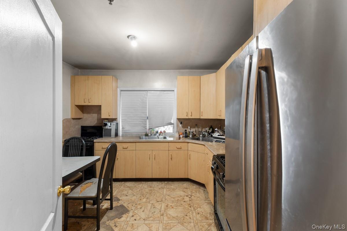 141 Blauvelt Road # 103, Monsey, NY 10952