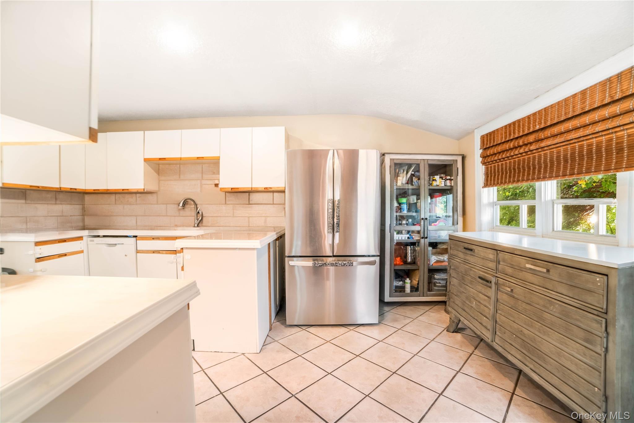 211 Cantiague Rock Road, Westbury, NY 11590