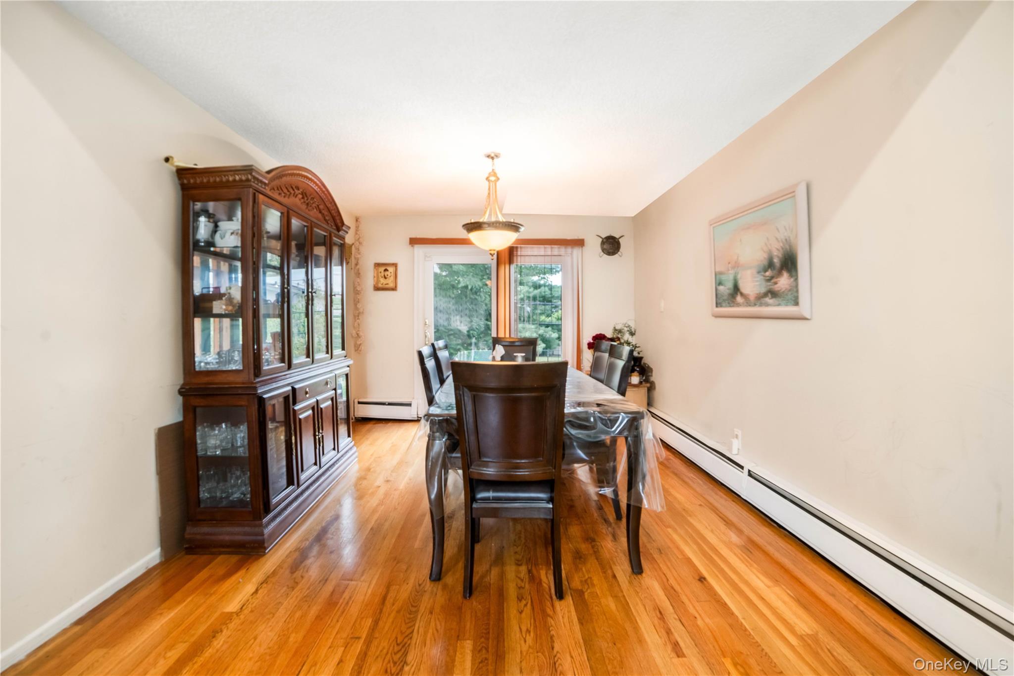 211 Cantiague Rock Road, Westbury, NY 11590