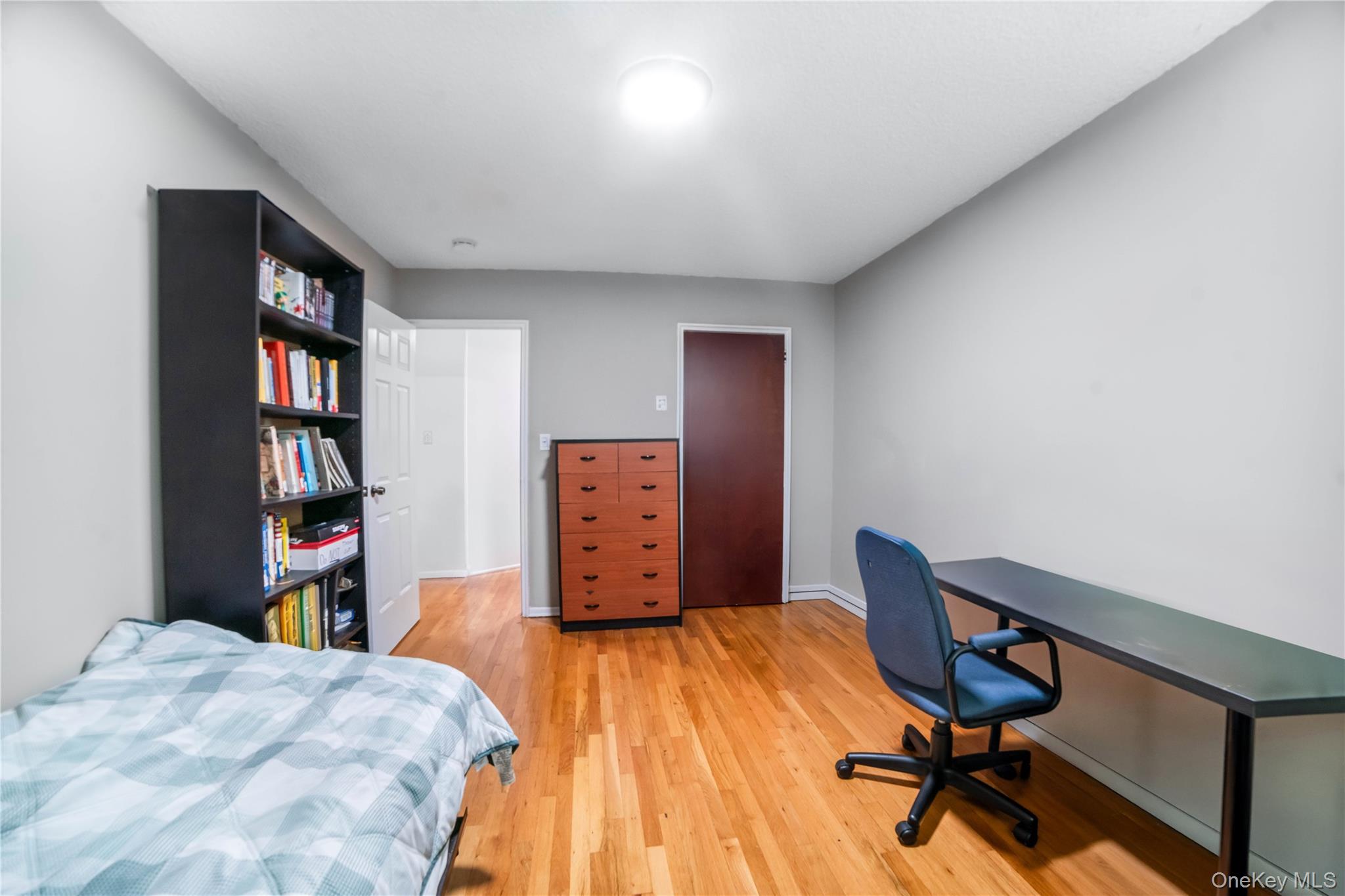 211 Cantiague Rock Road, Westbury, NY 11590