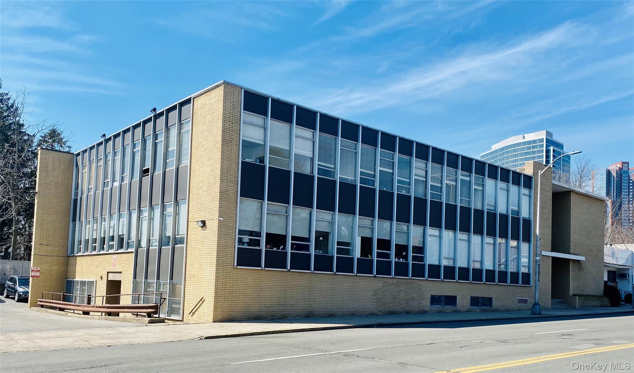 92 North Avenue, New Rochelle, NY 10801