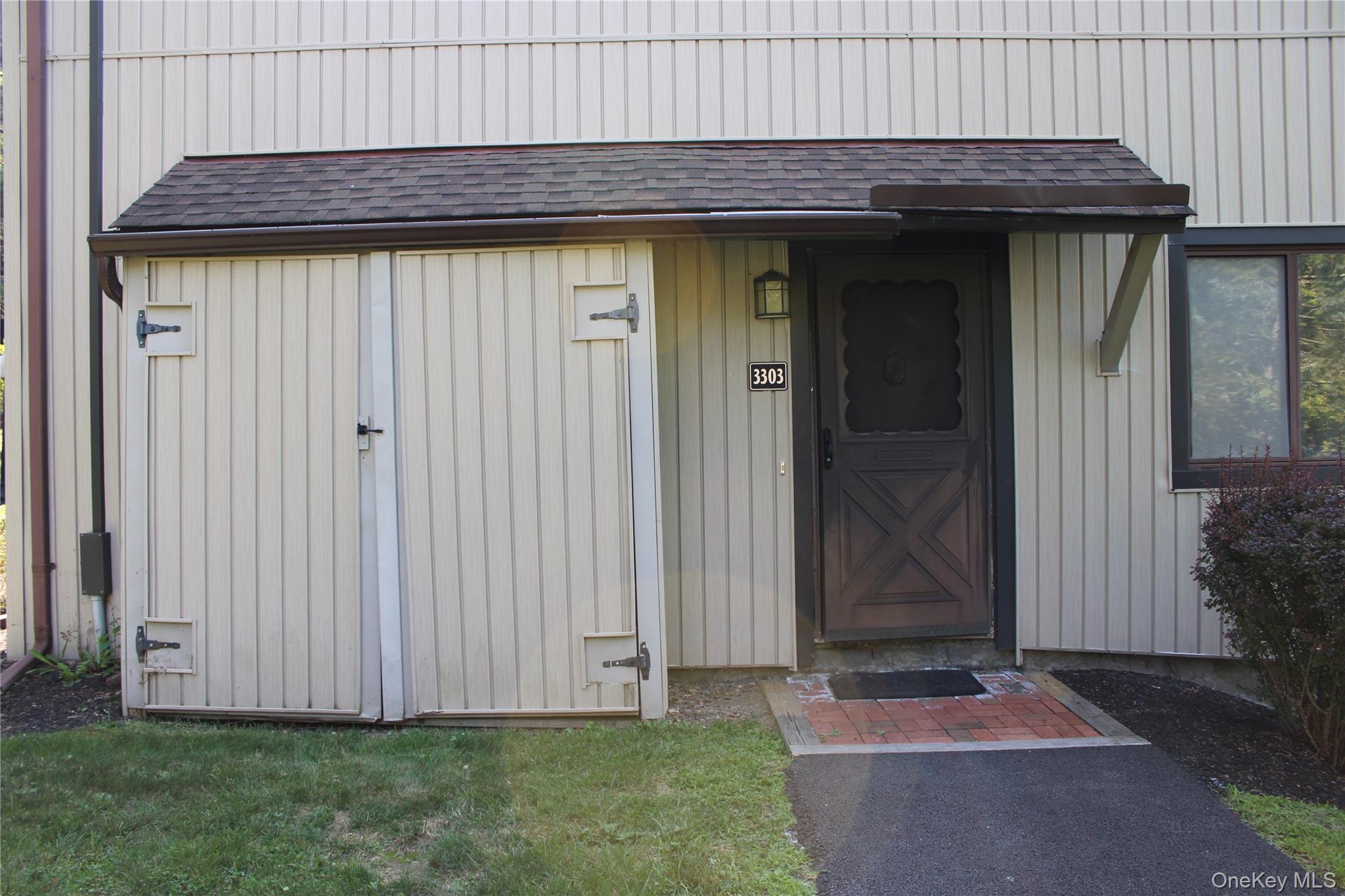 3303 Pine Cone Court, Poughkeepsie, NY 12603